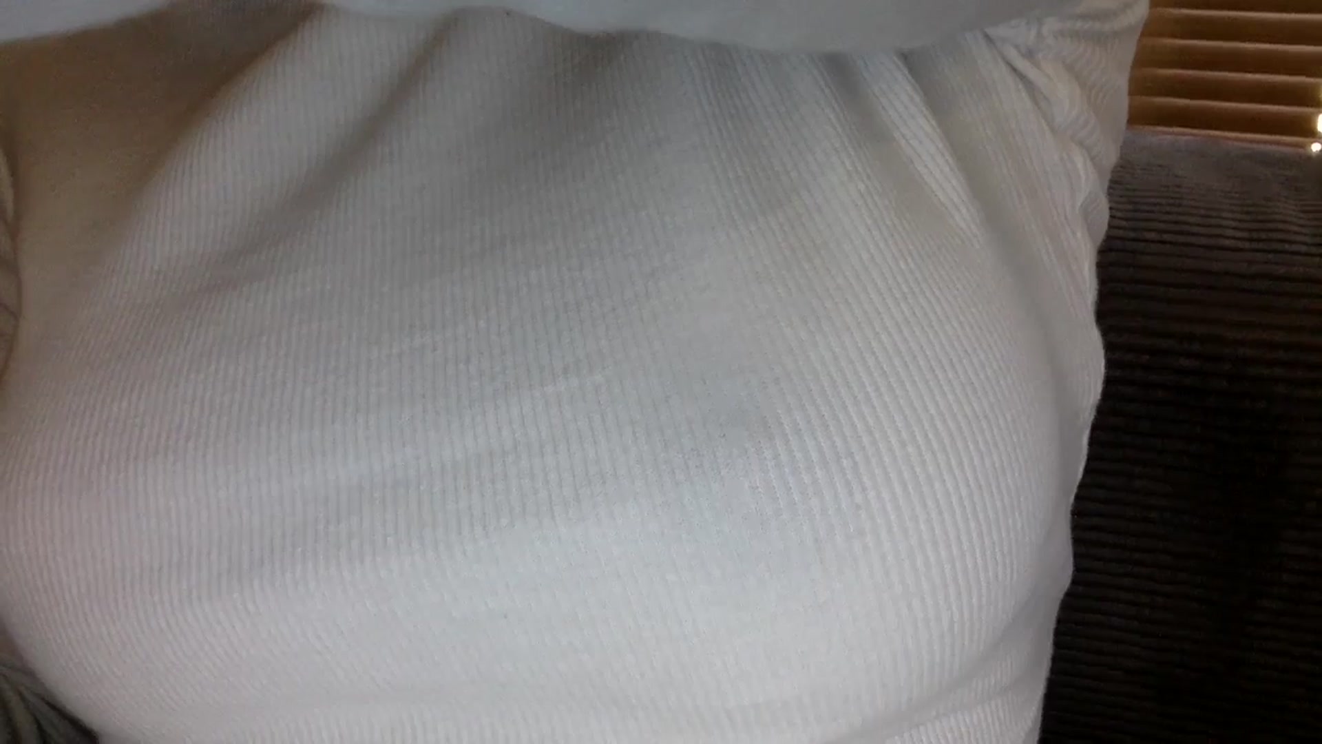 Gallery image thumbnail from EgoisticKitty's myfreecams stream on, 05/26/2024, 11:24 image 11 of 20