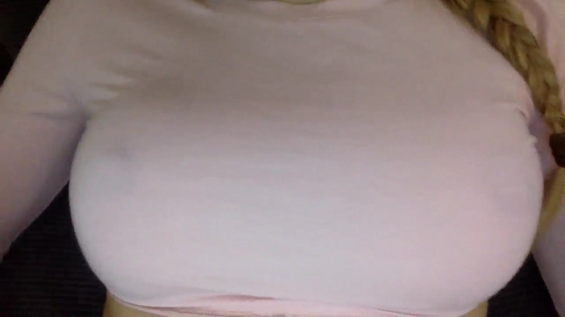 Gallery image thumbnail from EgoisticKitty's myfreecams stream on, 05/31/2024, 12:39 image 2 of 20