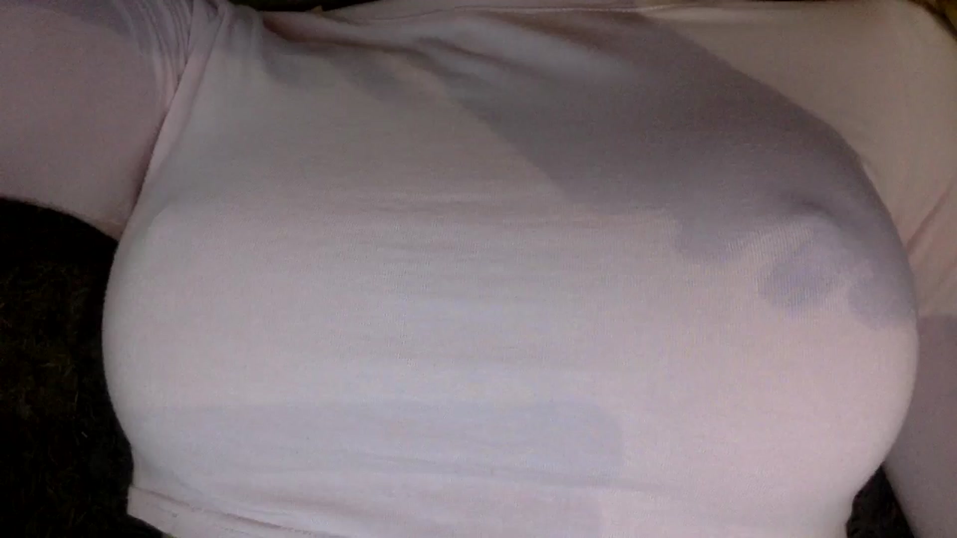 Gallery image thumbnail from EgoisticKitty's myfreecams stream on, 06/01/2024, 11:51 image 16 of 20