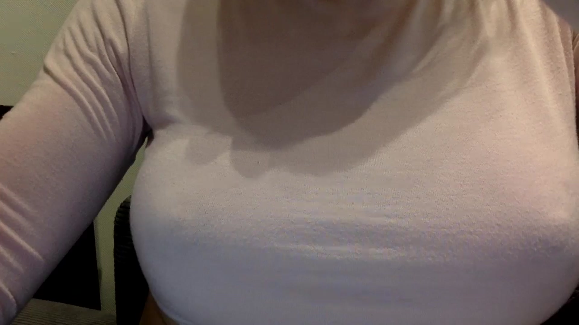 Gallery image thumbnail from EgoisticKitty's myfreecams stream on, 06/01/2024, 12:38 image 8 of 20
