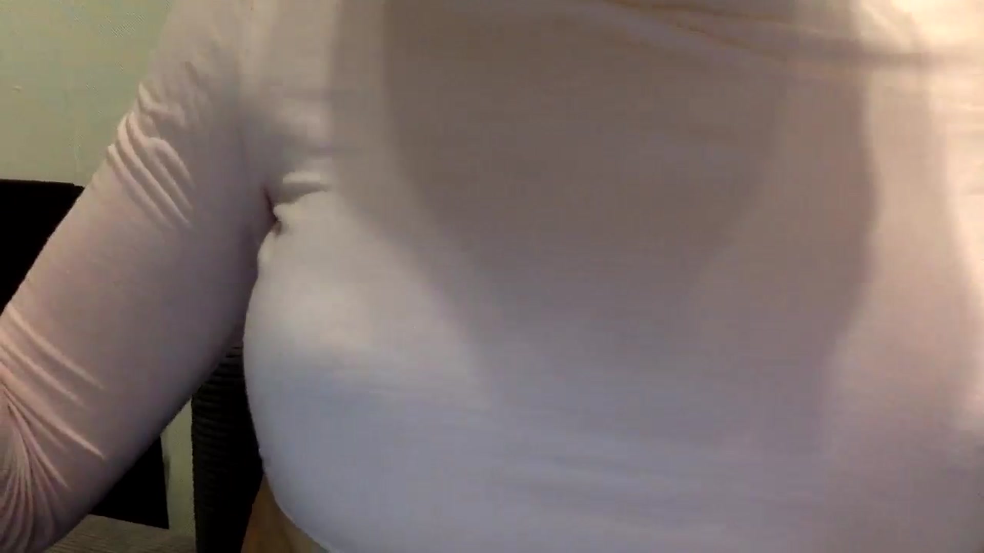 Gallery image thumbnail from EgoisticKitty's myfreecams stream on, 06/01/2024, 12:38 image 6 of 20