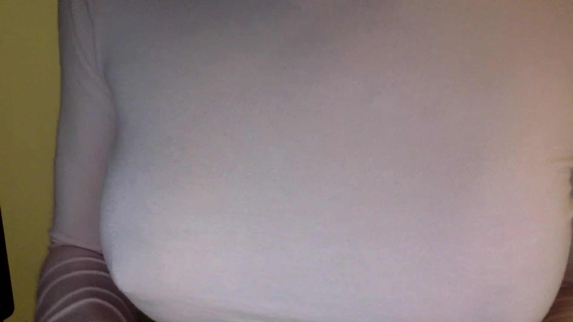 Gallery image thumbnail from EgoisticKitty's myfreecams stream on, 06/01/2024, 14:00 image 2 of 20