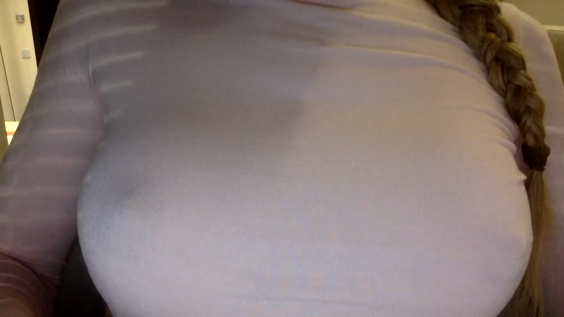 Gallery image thumbnail from EgoisticKitty's myfreecams stream on, 06/01/2024, 15:00 image 10 of 20