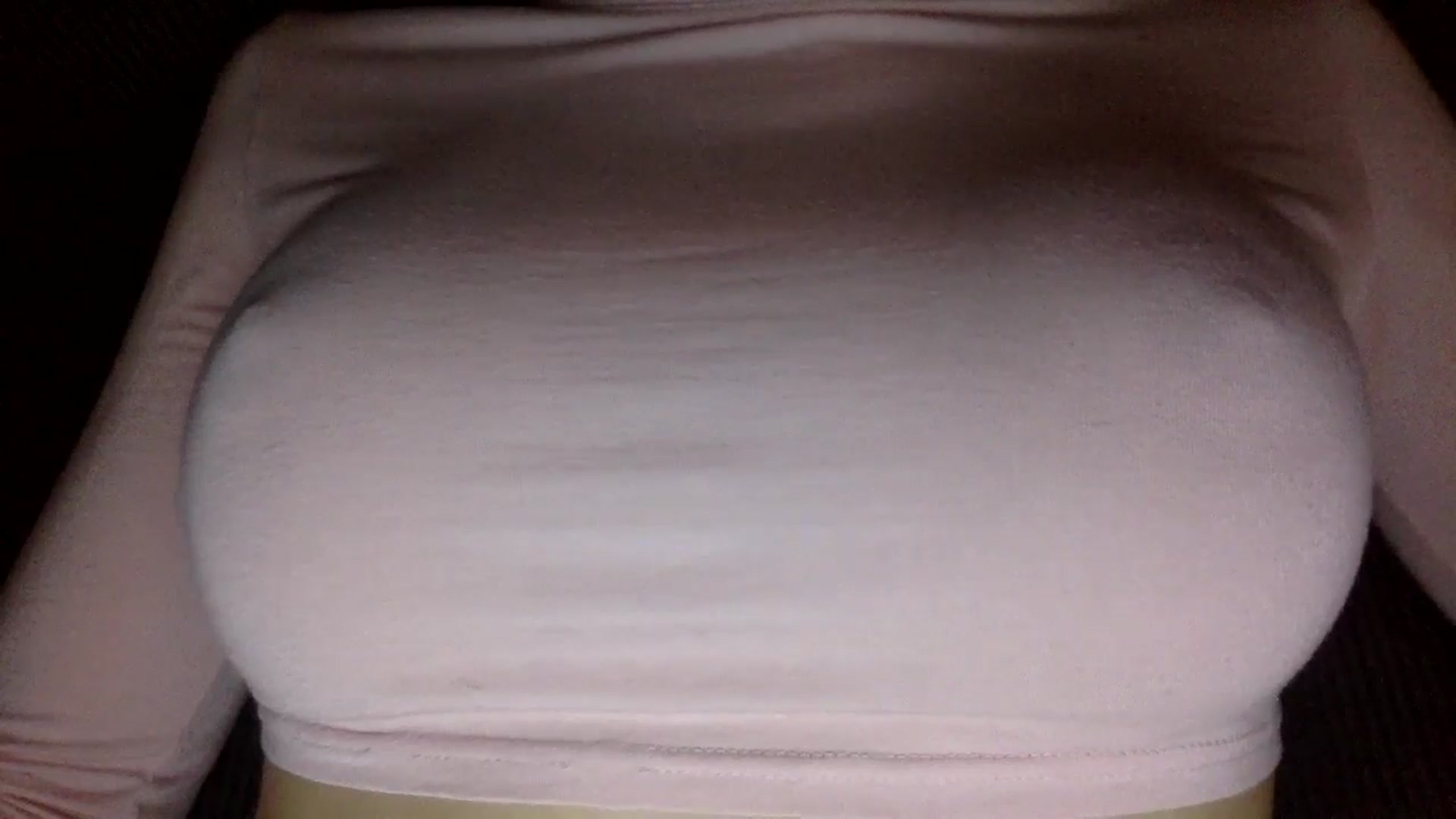 Gallery image thumbnail from EgoisticKitty's myfreecams stream on, 06/03/2024, 12:38 image 12 of 20