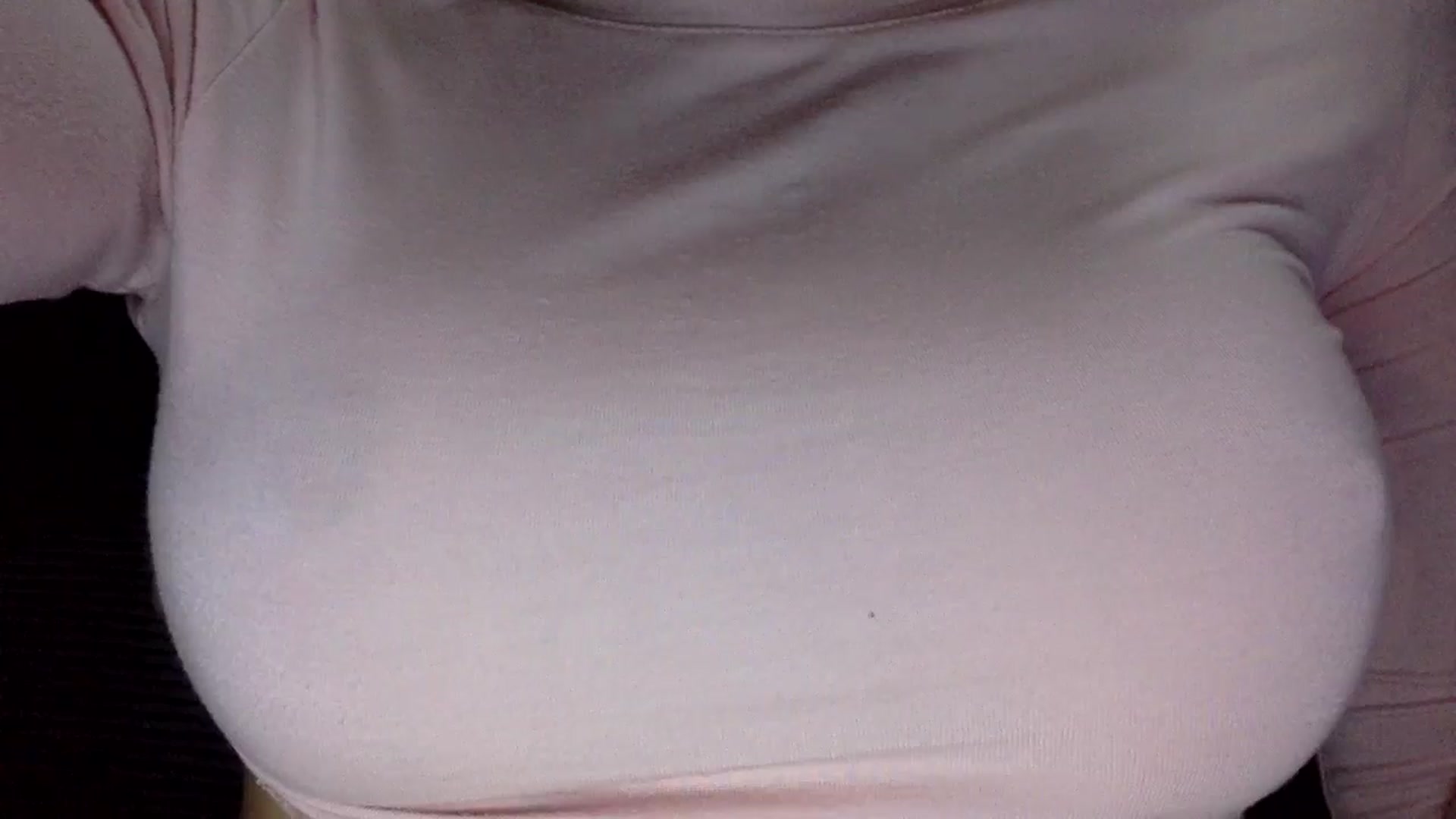 Gallery image thumbnail from EgoisticKitty's myfreecams stream on, 06/04/2024, 11:01 image 11 of 20