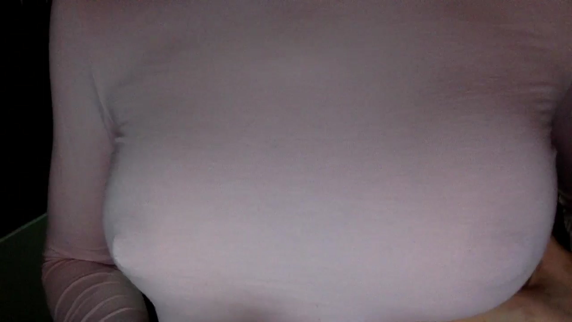 Gallery image thumbnail from EgoisticKitty's myfreecams stream on, 06/05/2024, 10:31 image 17 of 20