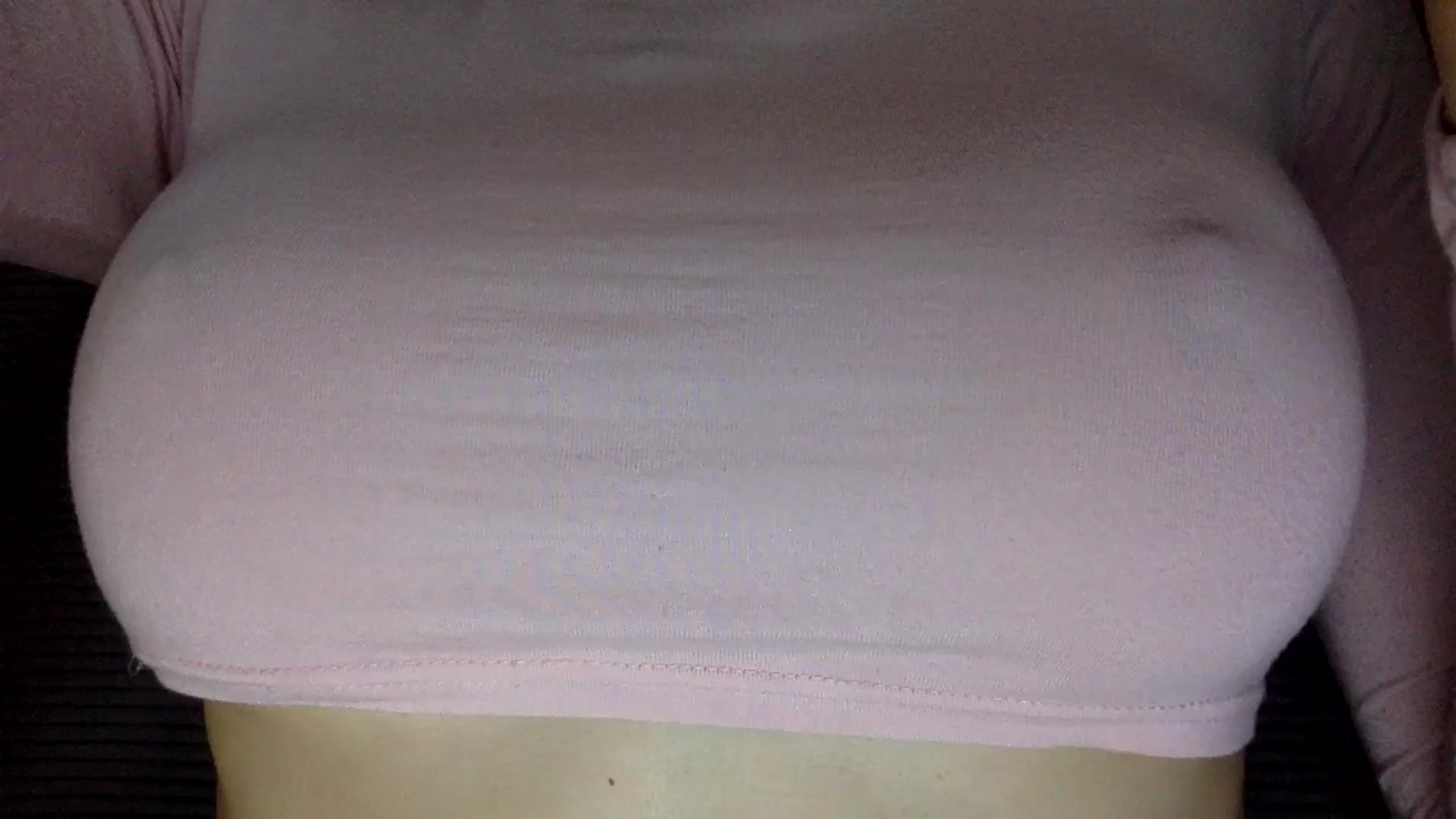 Gallery image thumbnail from EgoisticKitty's myfreecams stream on, 06/05/2024, 11:36 image 5 of 20