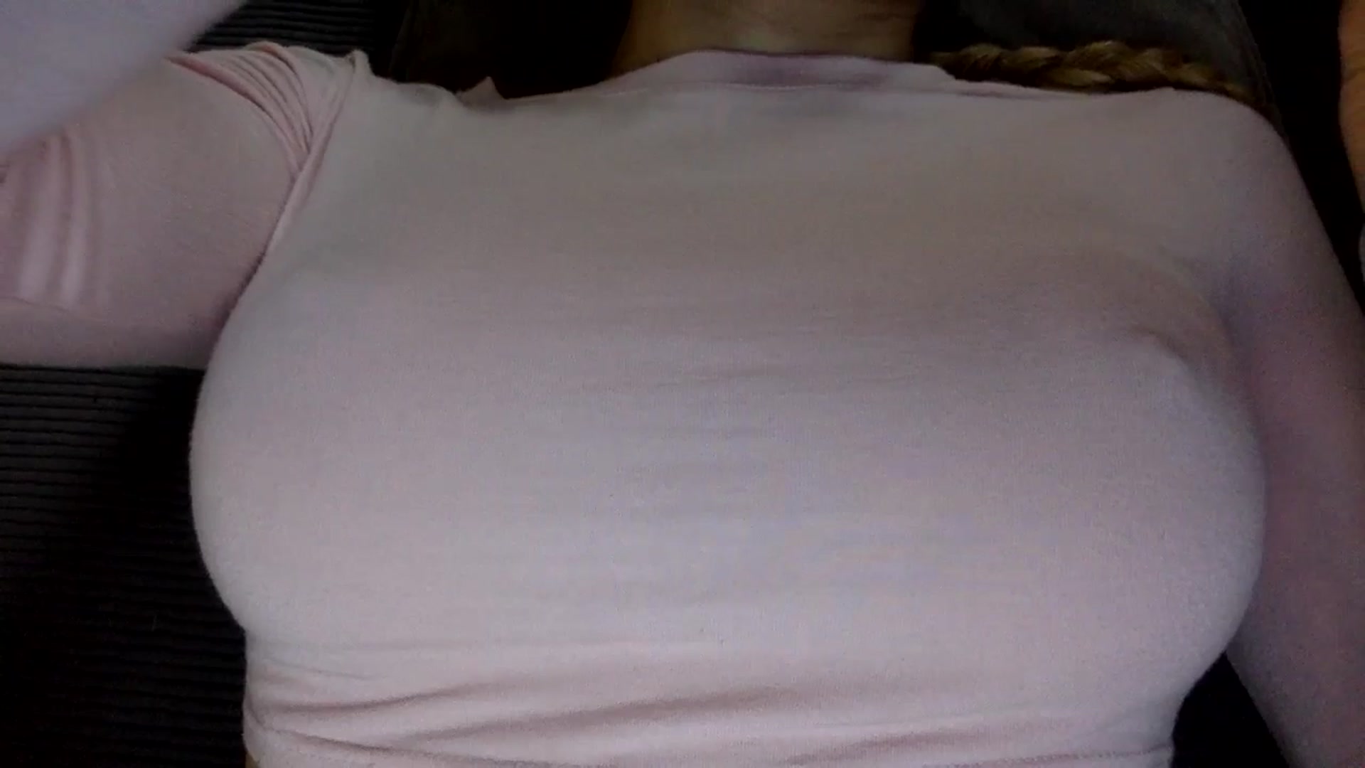 Gallery image thumbnail from EgoisticKitty's myfreecams stream on, 06/05/2024, 11:36 image 9 of 20