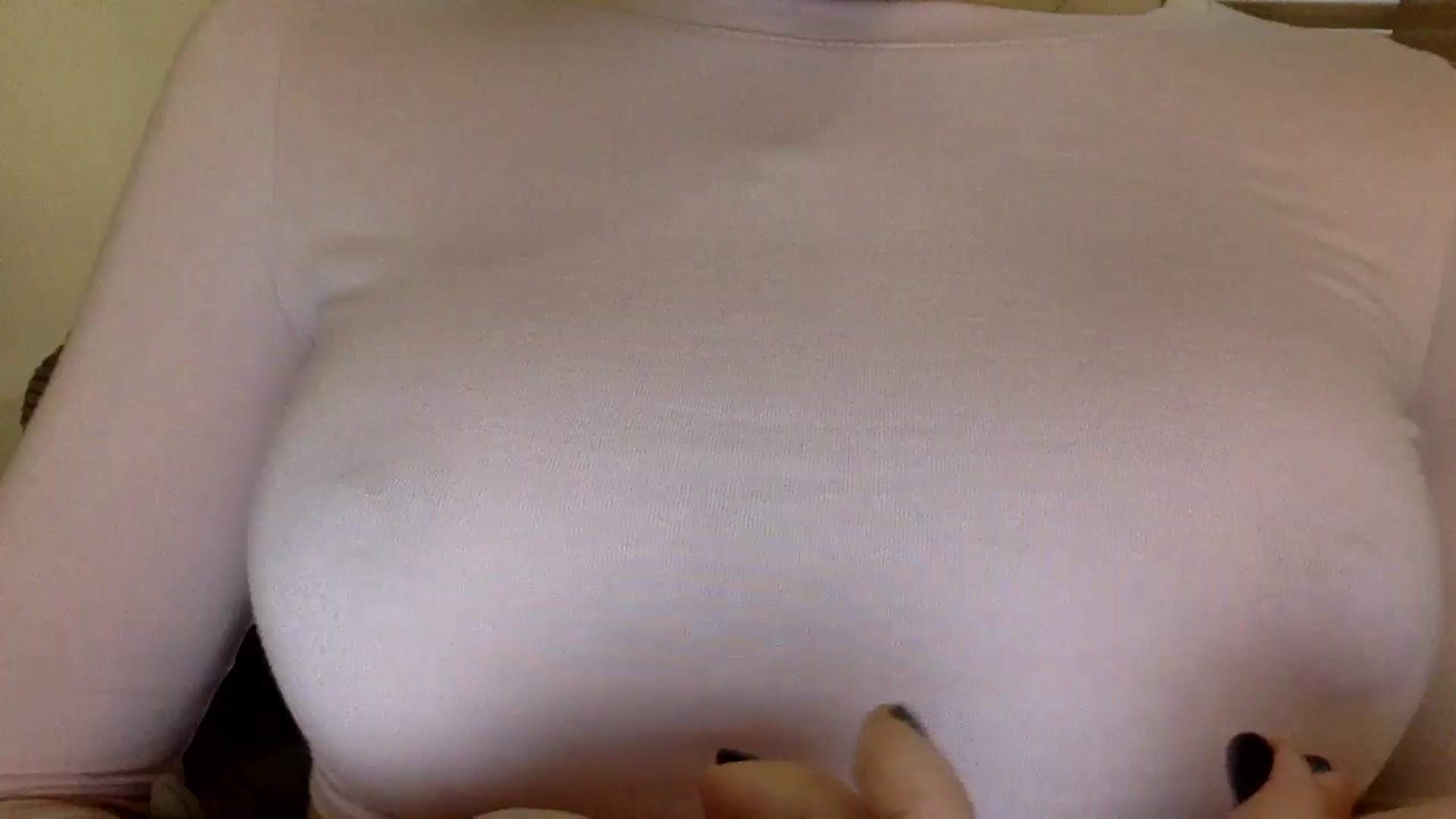 Gallery image thumbnail from EgoisticKitty's myfreecams stream on, 06/10/2024, 12:05 image 13 of 20