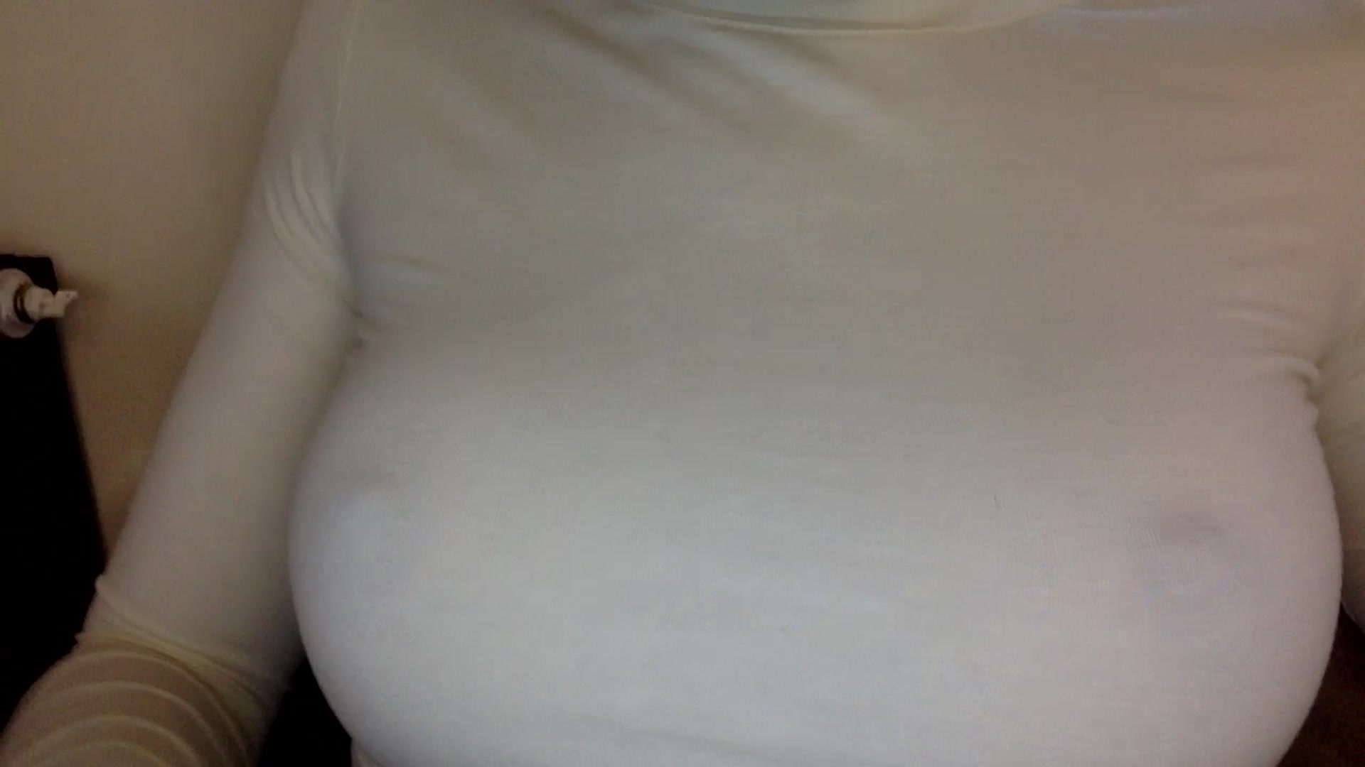 Gallery image thumbnail from EgoisticKitty's myfreecams stream on, 06/19/2024, 11:30 image 10 of 20