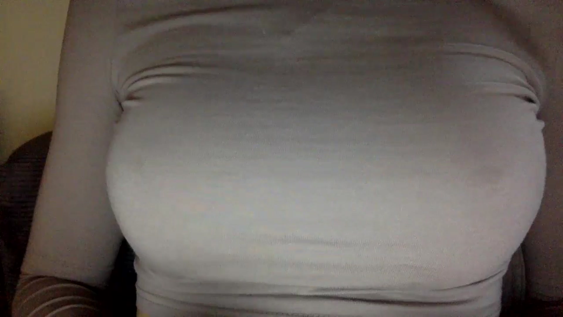 Gallery image thumbnail from EgoisticKitty's myfreecams stream on, 06/21/2024, 09:38 image 4 of 20