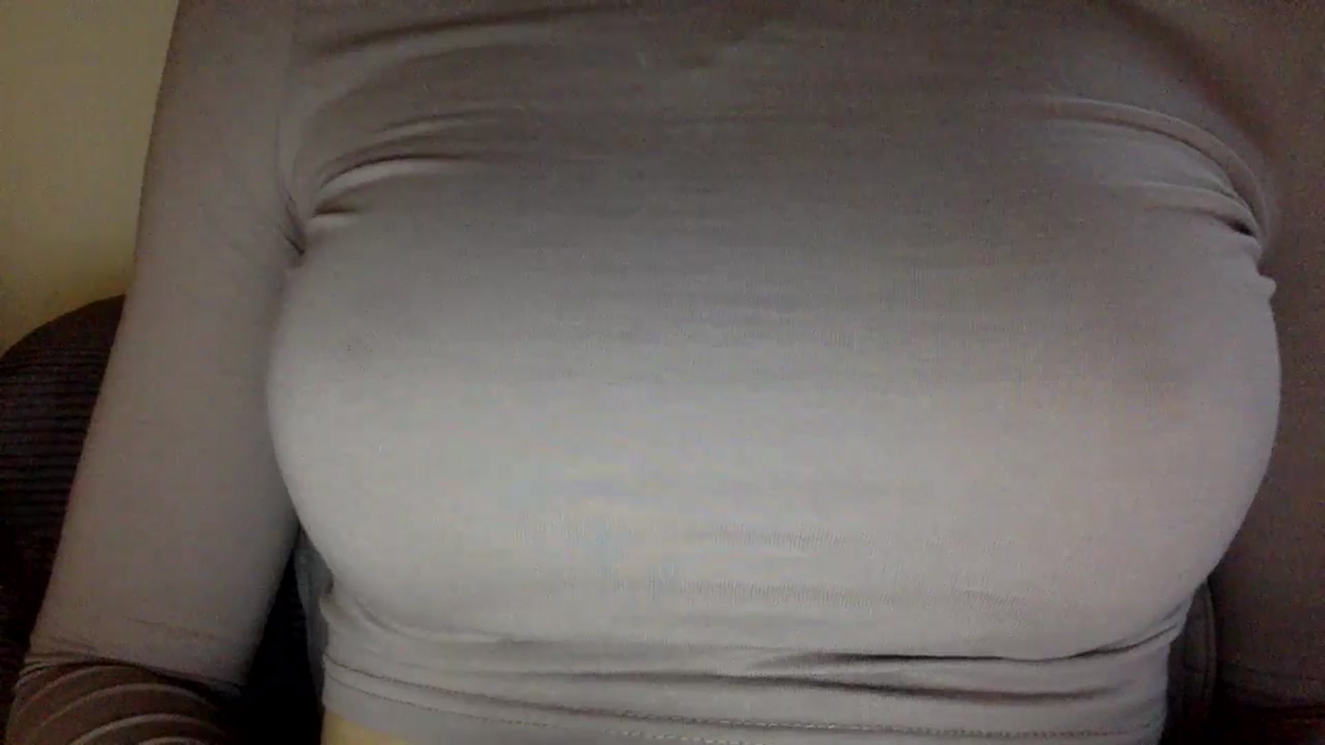 Gallery image thumbnail from EgoisticKitty's myfreecams stream on, 06/21/2024, 09:38 image 10 of 20