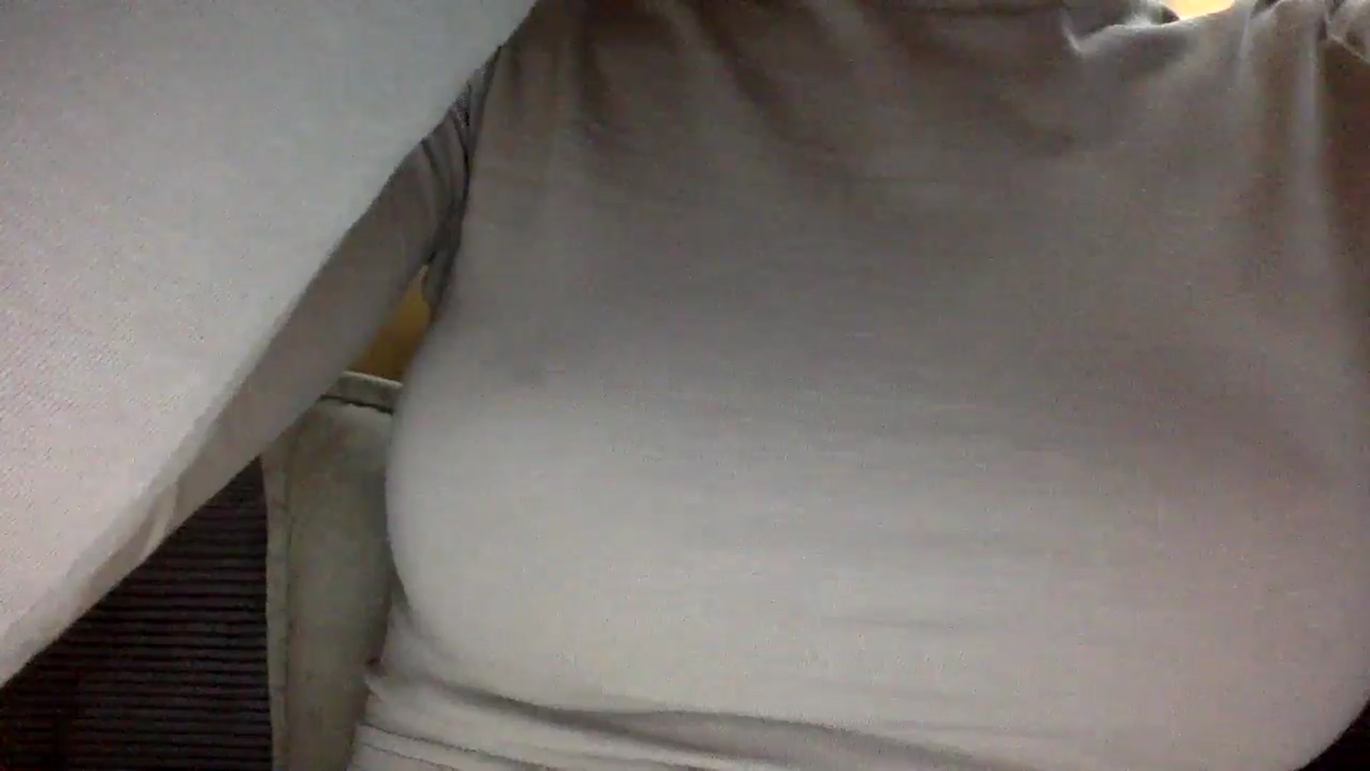 Gallery image thumbnail from EgoisticKitty's myfreecams stream on, 06/21/2024, 09:38 image 19 of 20
