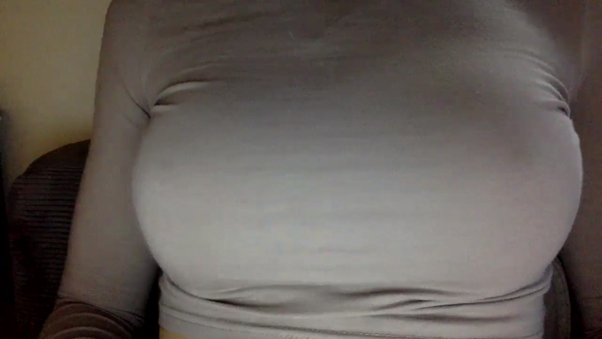 Gallery image thumbnail from EgoisticKitty's myfreecams stream on, 06/21/2024, 09:38 image 12 of 20