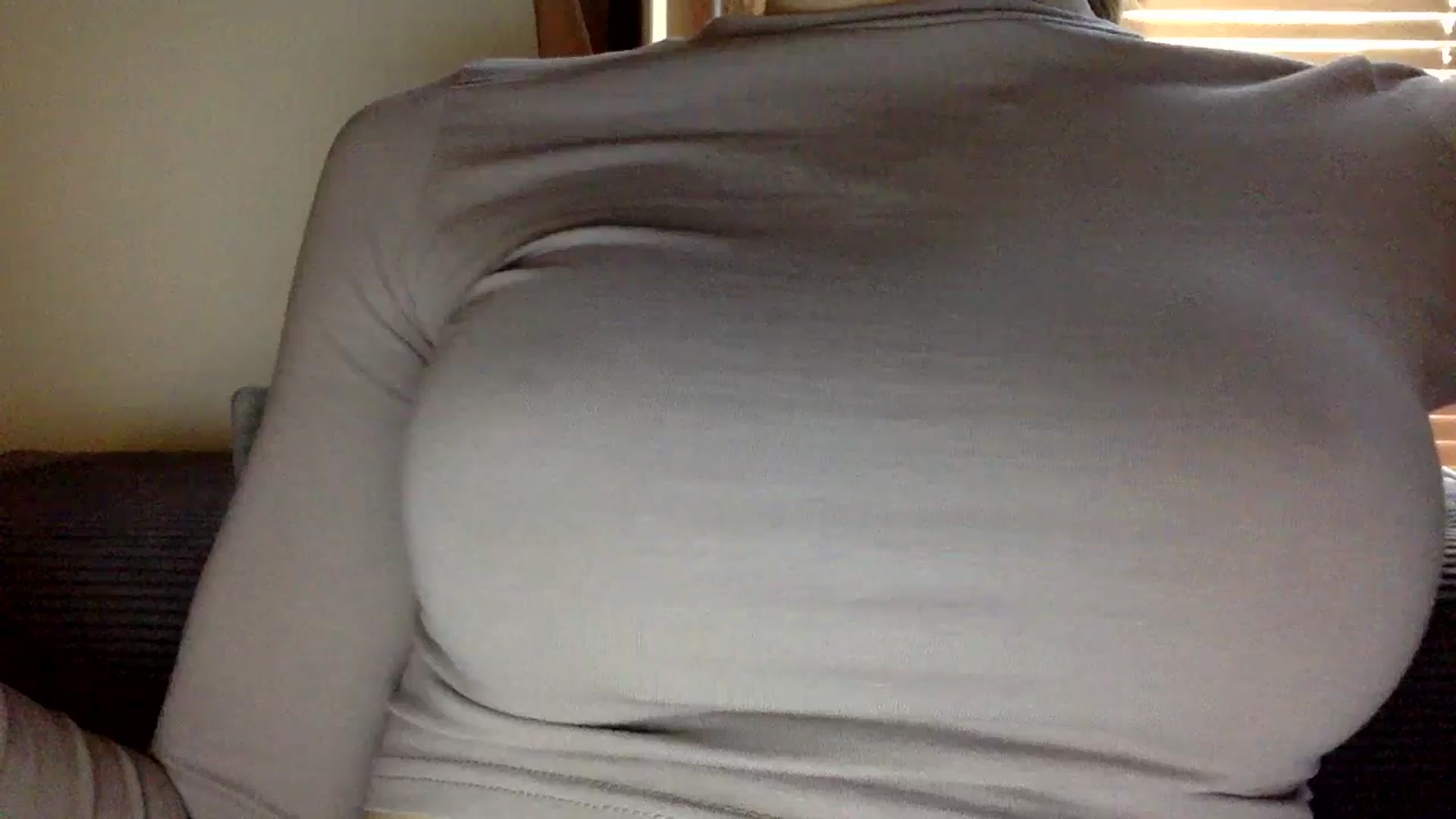 Gallery image thumbnail from EgoisticKitty's myfreecams stream on, 06/21/2024, 09:38 image 14 of 20