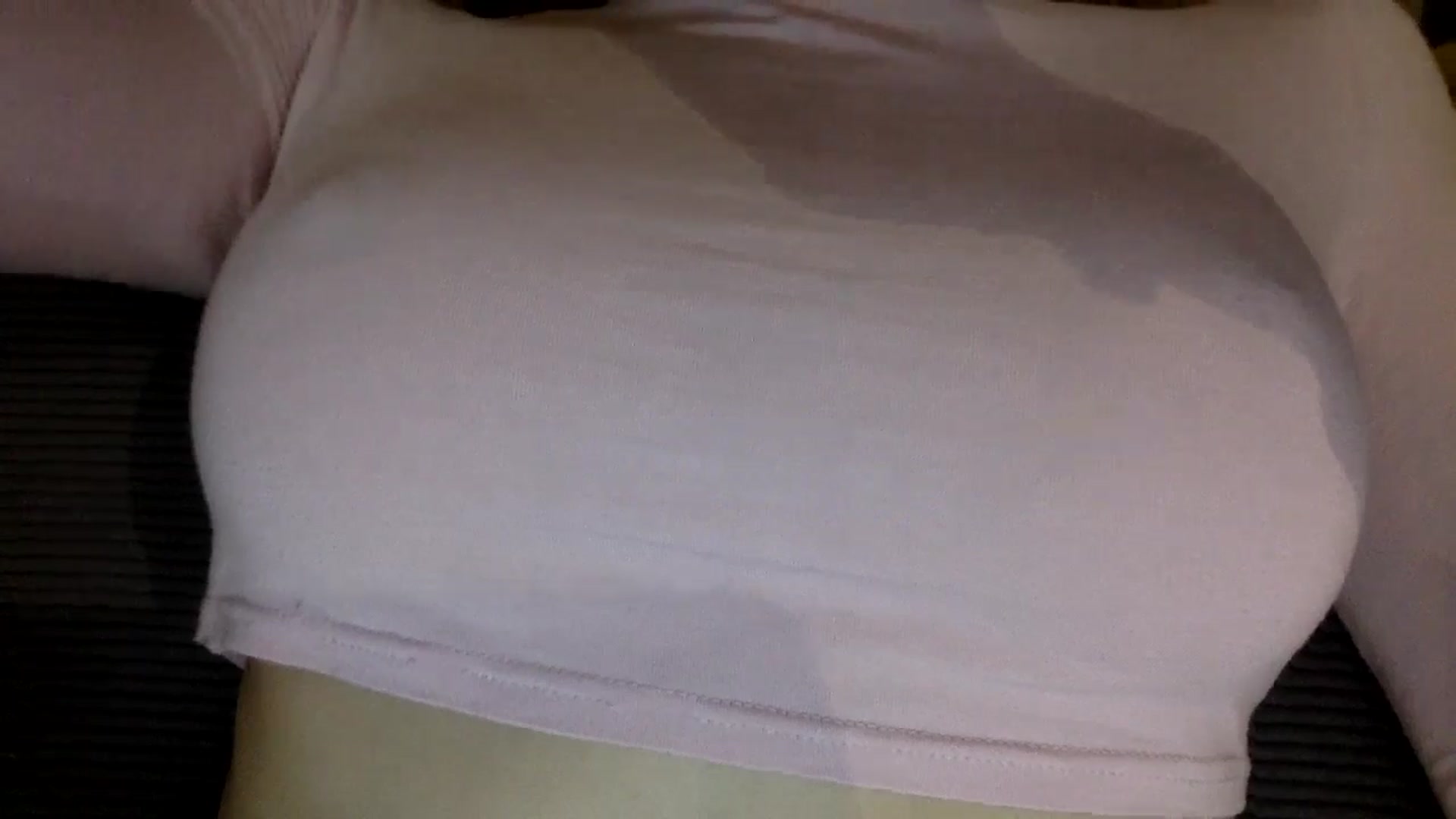 Gallery image thumbnail from EgoisticKitty's myfreecams stream on, 06/24/2024, 15:33 image 14 of 20
