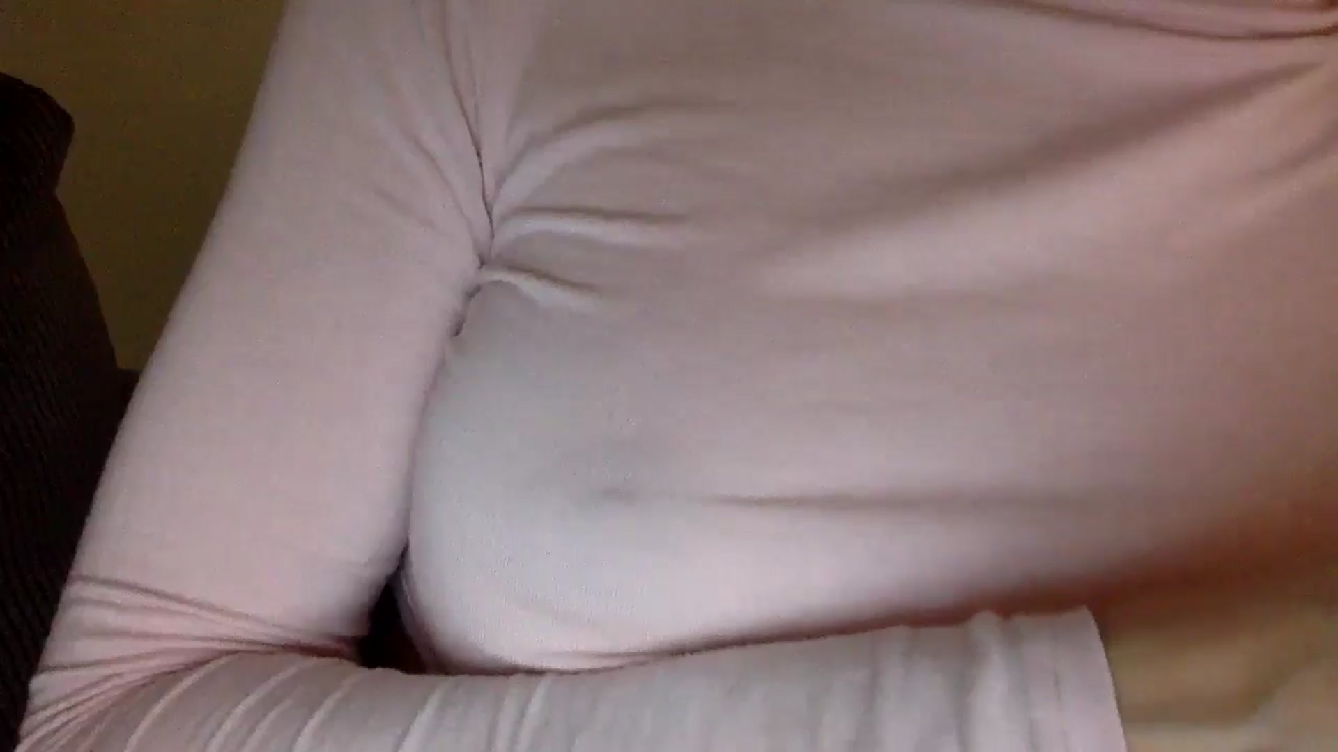 Gallery image thumbnail from EgoisticKitty's myfreecams stream on, 06/25/2024, 08:37 image 16 of 20