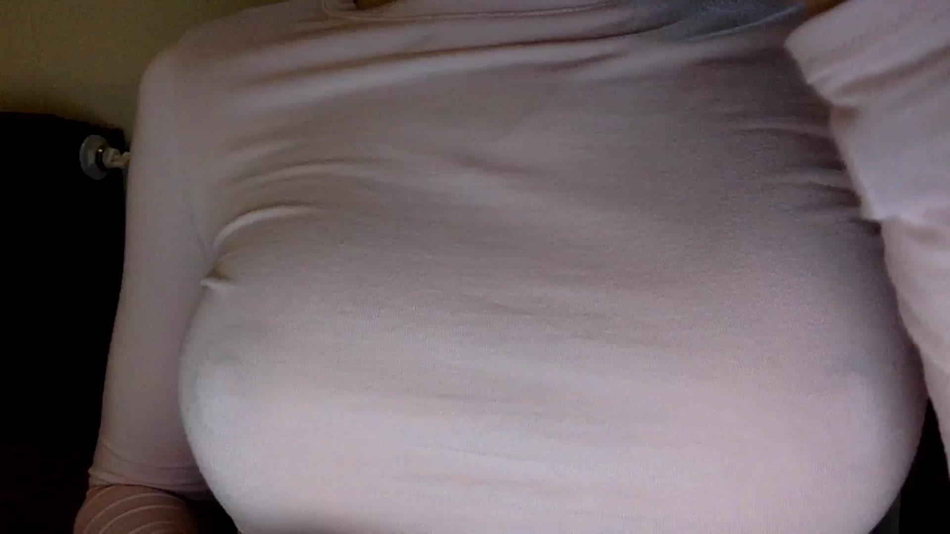 Gallery image thumbnail from EgoisticKitty's myfreecams stream on, 06/25/2024, 10:56 image 16 of 20