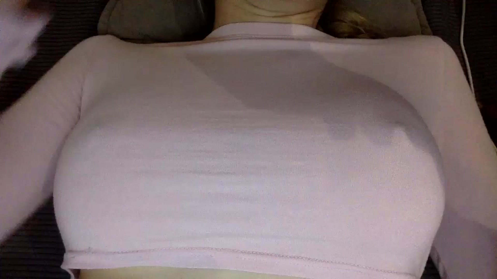 Gallery image thumbnail from EgoisticKitty's myfreecams stream on, 06/25/2024, 14:31 image 1 of 20