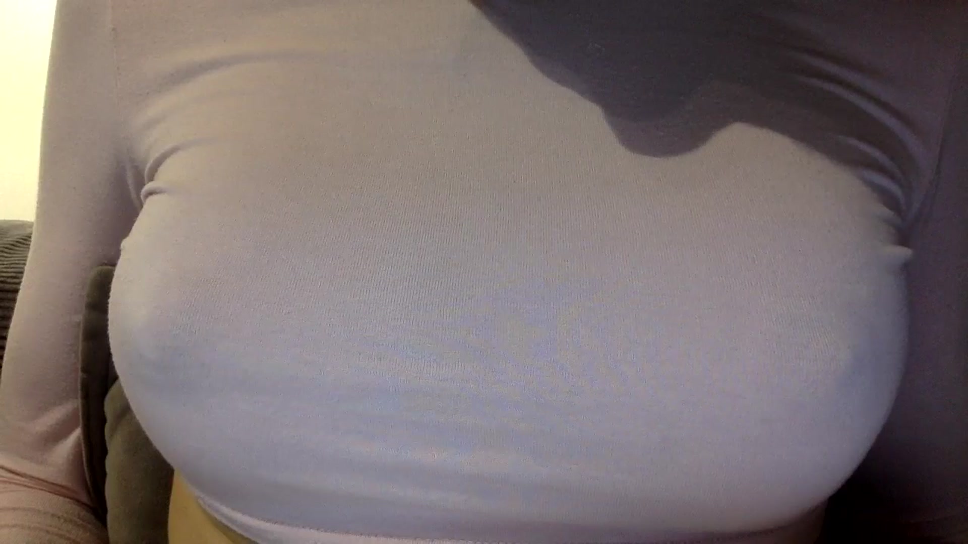 Gallery image thumbnail from EgoisticKitty's myfreecams stream on, 06/26/2024, 09:31 image 10 of 20
