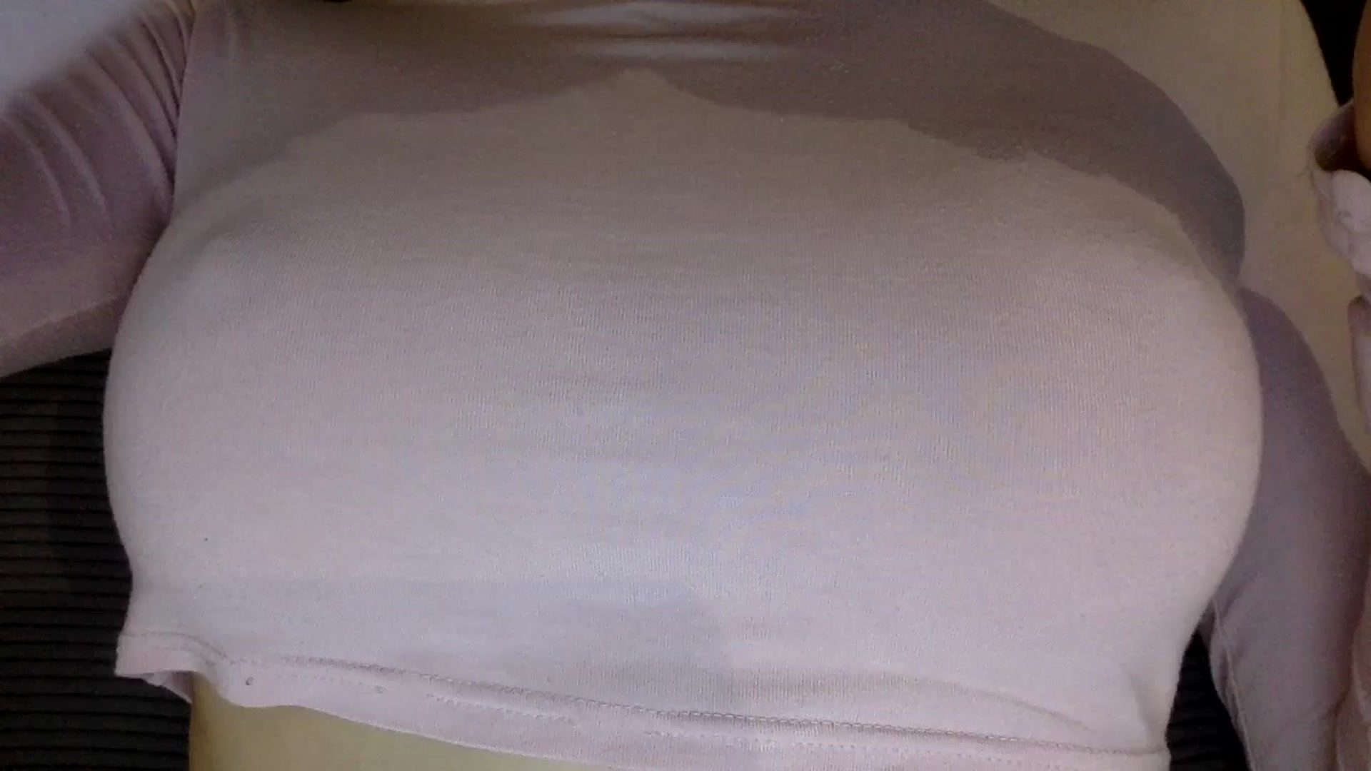 Gallery image thumbnail from EgoisticKitty's myfreecams stream on, 06/26/2024, 15:08 image 16 of 20