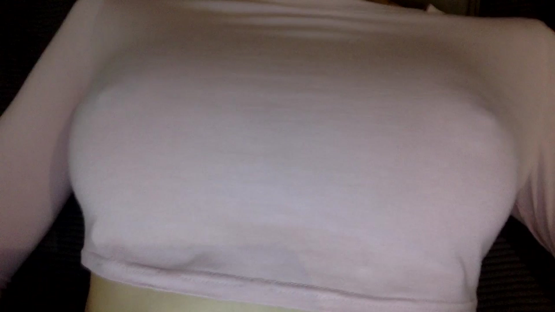 Gallery image thumbnail from EgoisticKitty's myfreecams stream on, 06/26/2024, 15:08 image 1 of 20