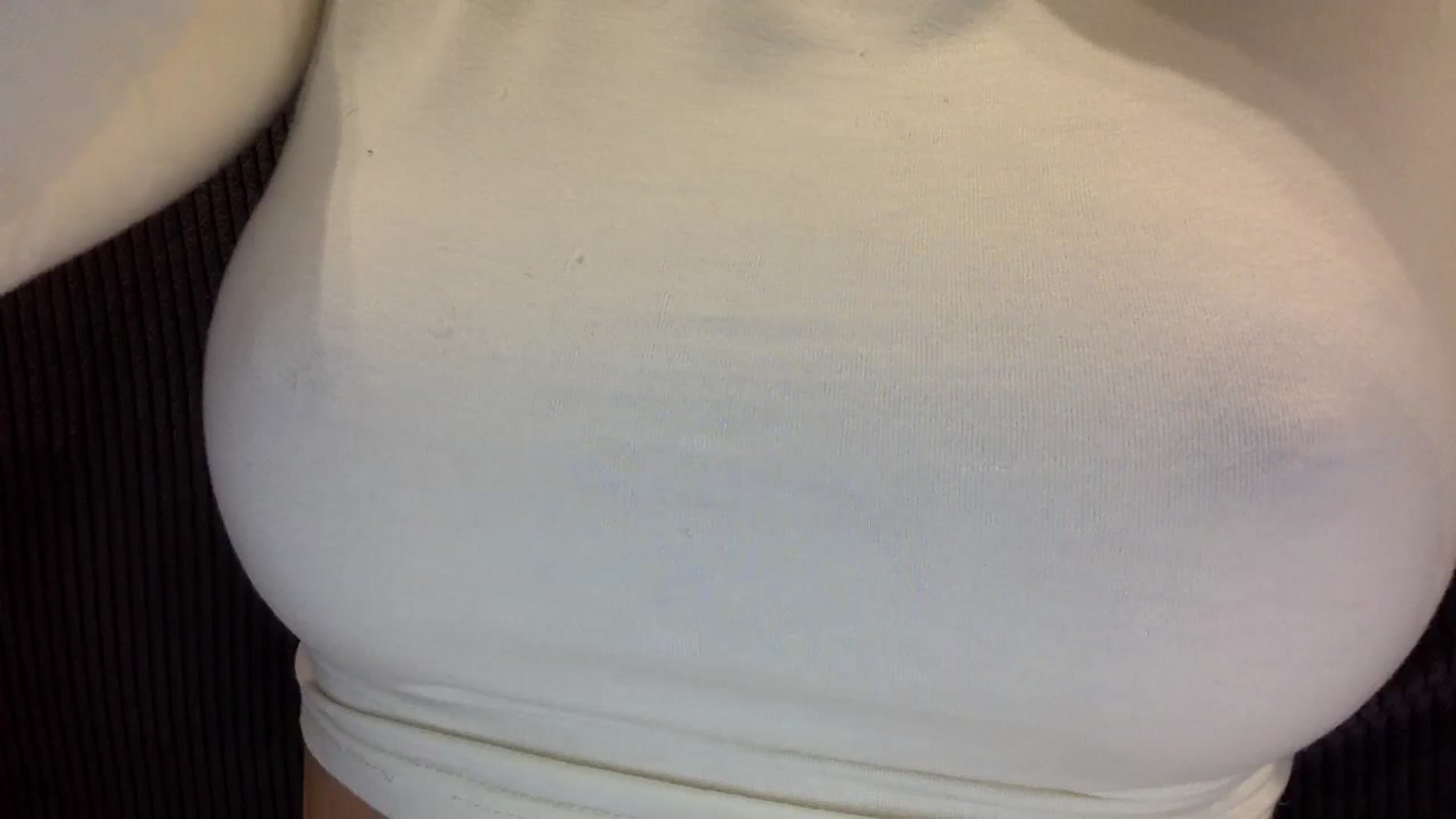 Gallery image thumbnail from EgoisticKitty's myfreecams stream on, 06/27/2024, 10:55 image 7 of 20