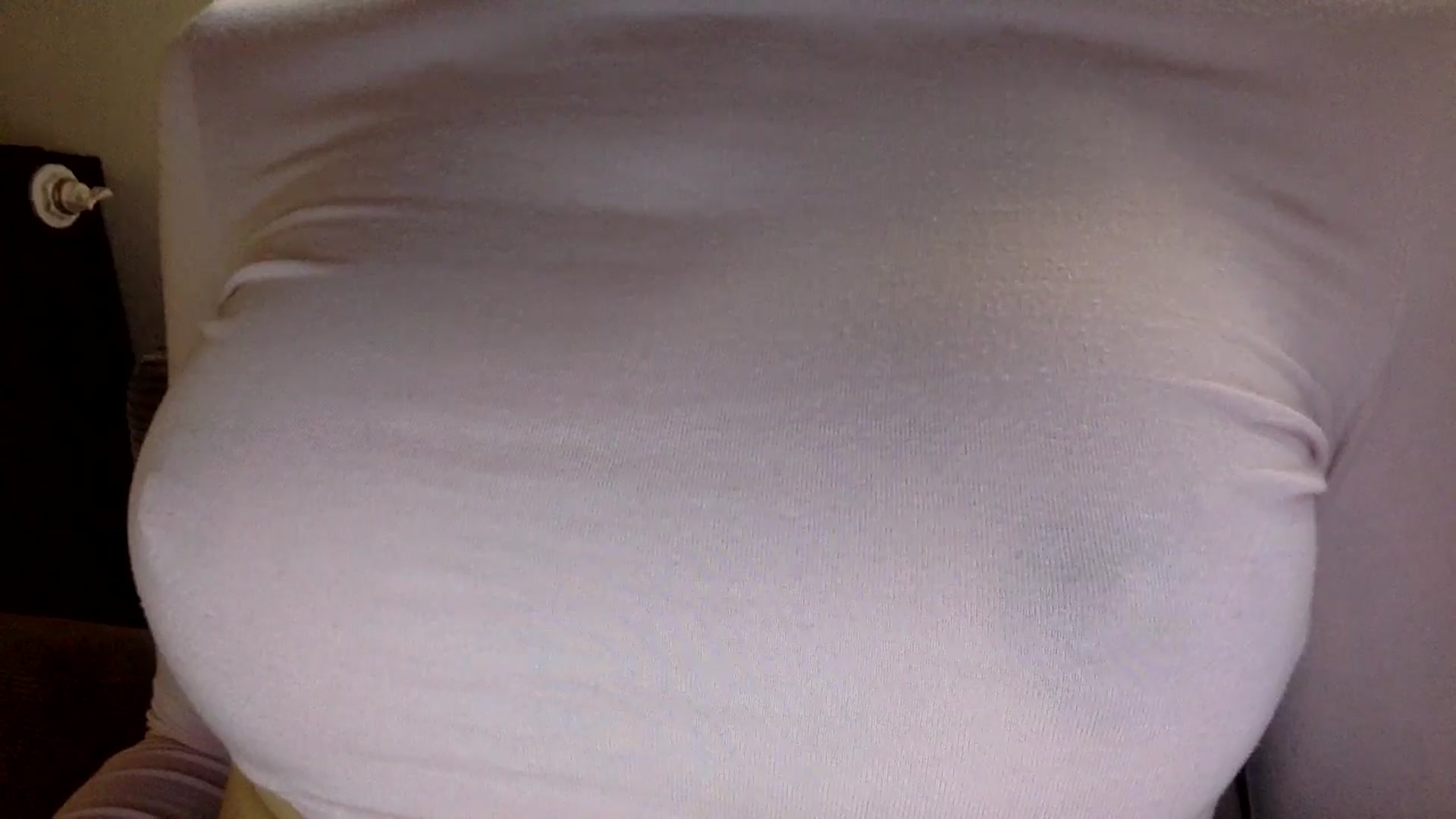 Gallery image thumbnail from EgoisticKitty's myfreecams stream on, 07/03/2024, 08:36 image 12 of 20