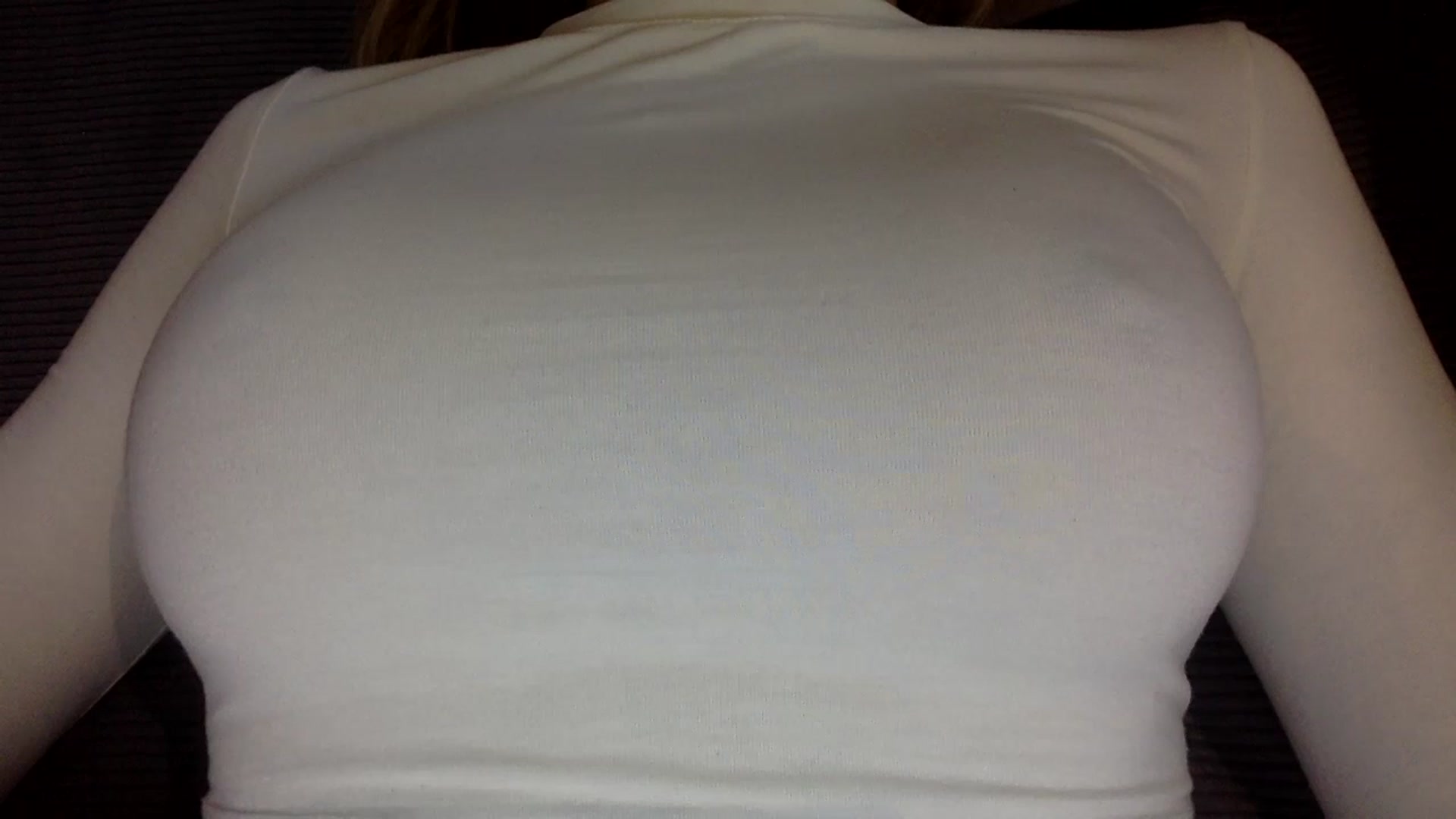 Gallery image thumbnail from EgoisticKitty's myfreecams stream on, 07/12/2024, 10:16 image 6 of 20