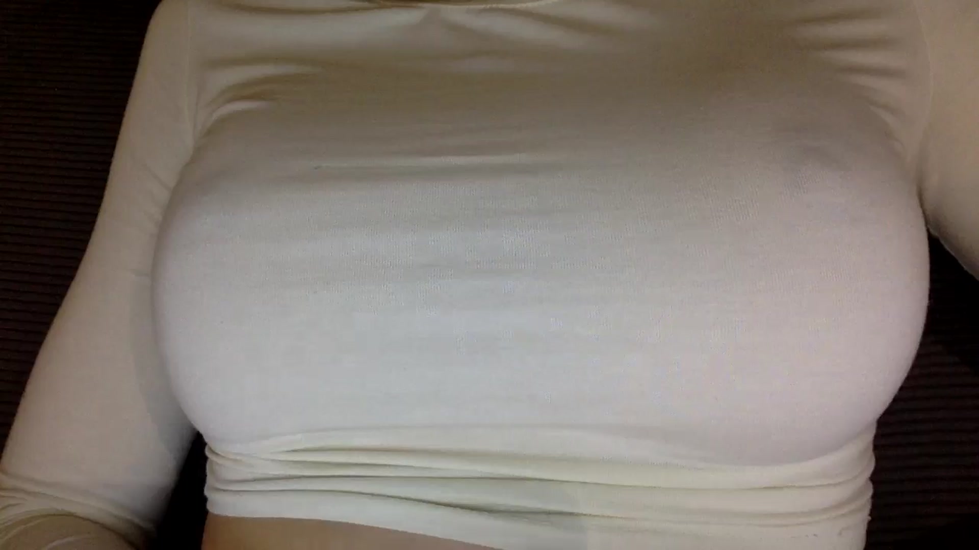 Gallery image thumbnail from EgoisticKitty's myfreecams stream on, 07/13/2024, 17:19 image 13 of 20
