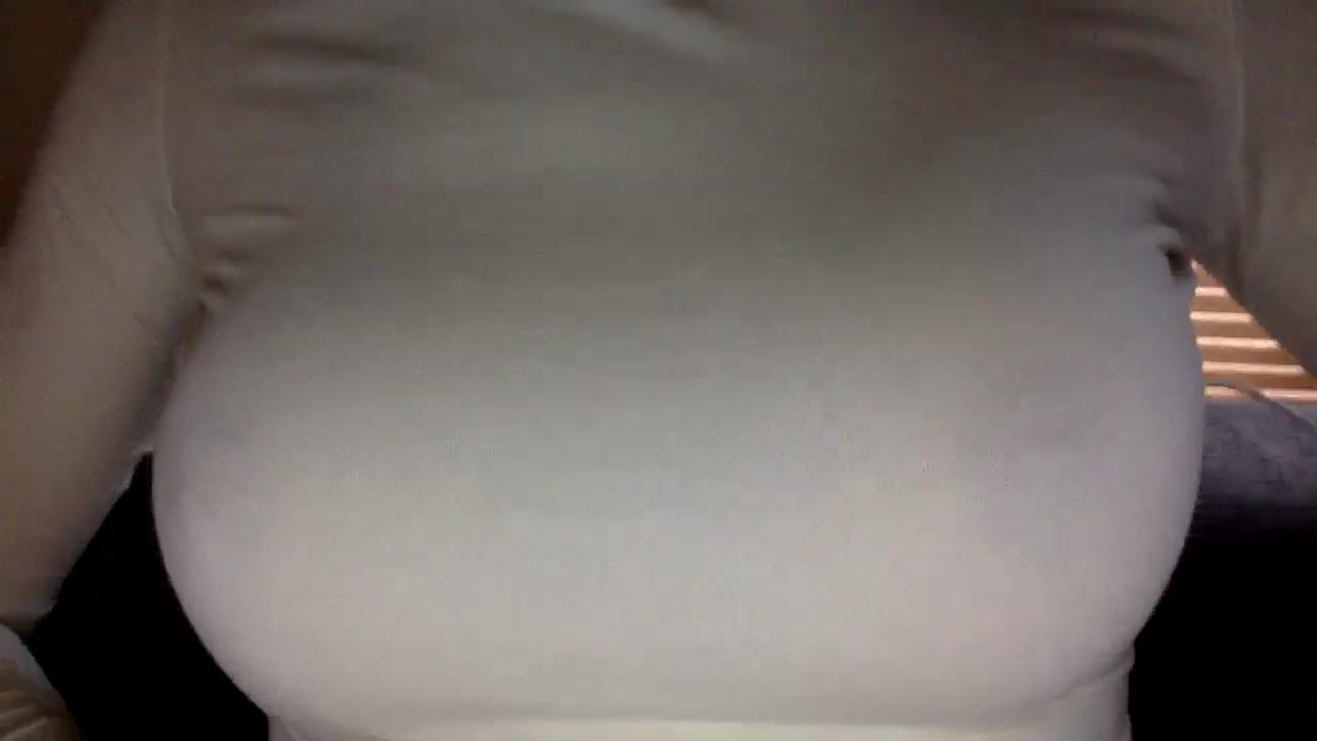 Gallery image thumbnail from EgoisticKitty's myfreecams stream on, 07/16/2024, 09:43 image 16 of 20