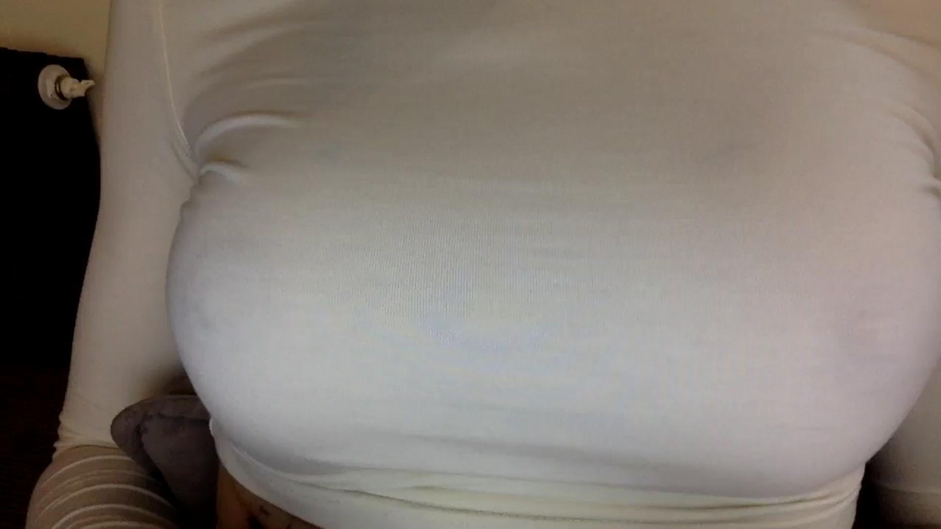Gallery image thumbnail from EgoisticKitty's myfreecams stream on, 07/16/2024, 11:42 image 1 of 20