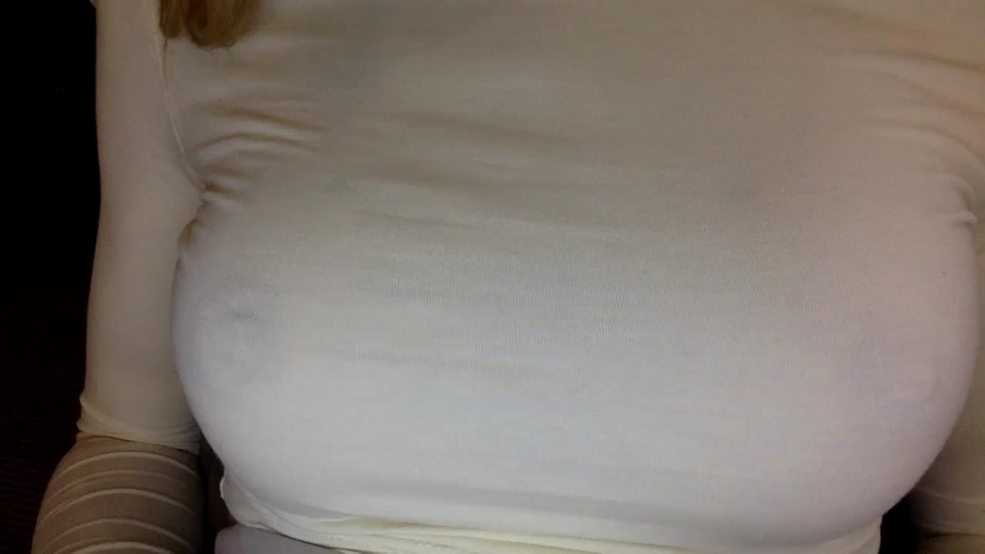 Gallery image thumbnail from EgoisticKitty's myfreecams stream on, 07/16/2024, 13:01 image 9 of 20