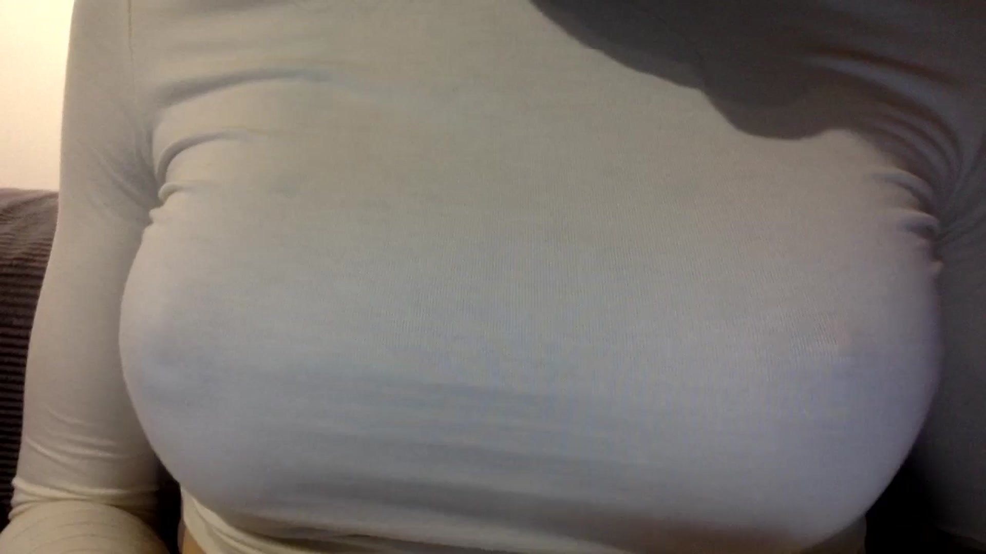 Gallery image thumbnail from EgoisticKitty's myfreecams stream on, 07/16/2024, 15:23 image 17 of 20
