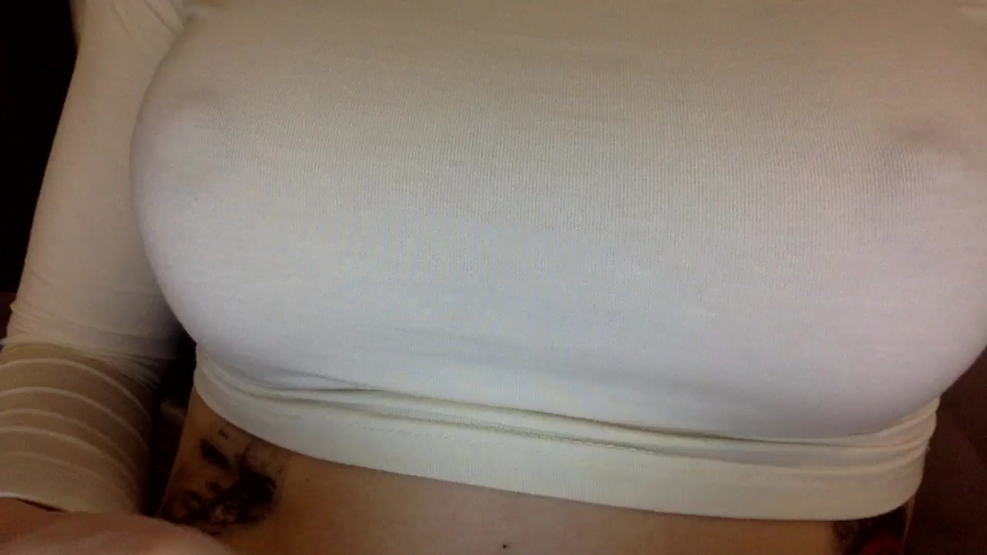 Gallery image thumbnail from EgoisticKitty's myfreecams stream on, 07/16/2024, 17:29 image 1 of 20