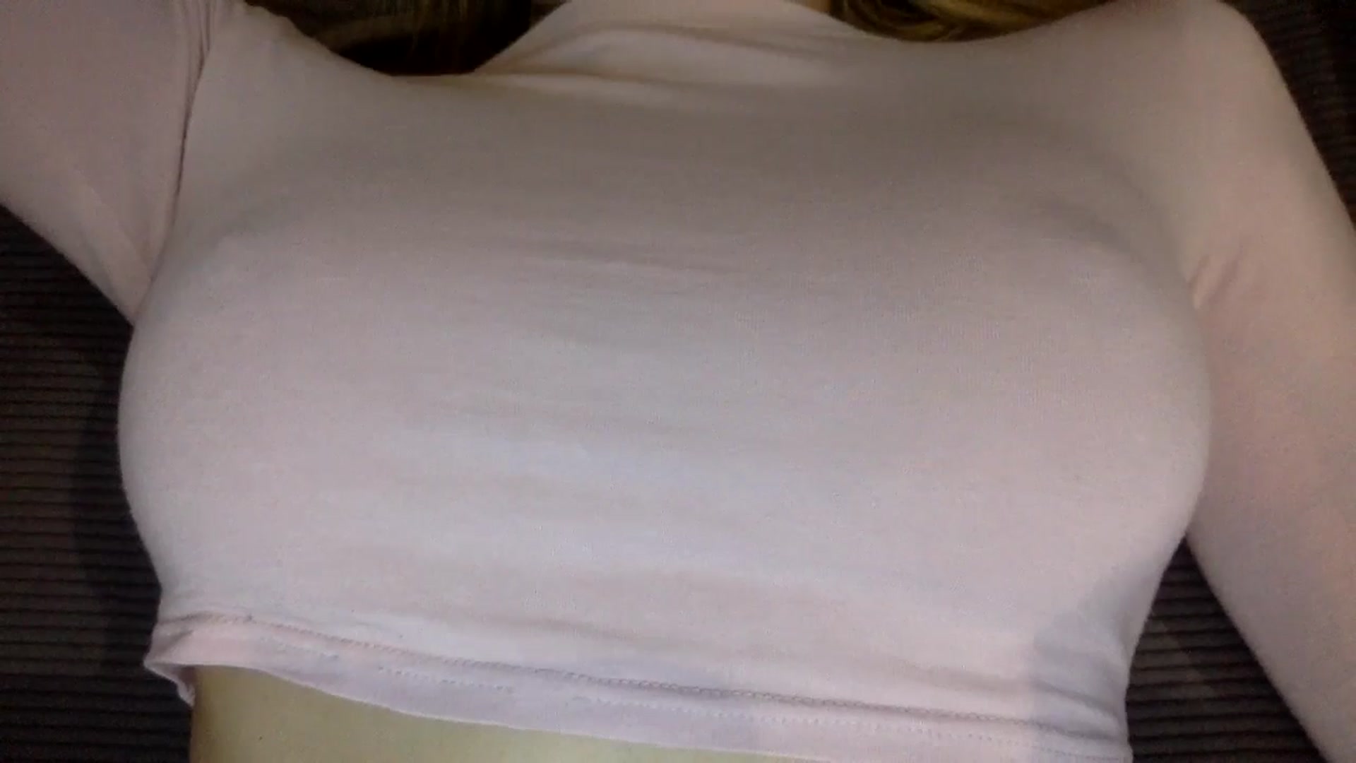 Gallery image thumbnail from EgoisticKitty's myfreecams stream on, 07/17/2024, 11:34 image 16 of 20