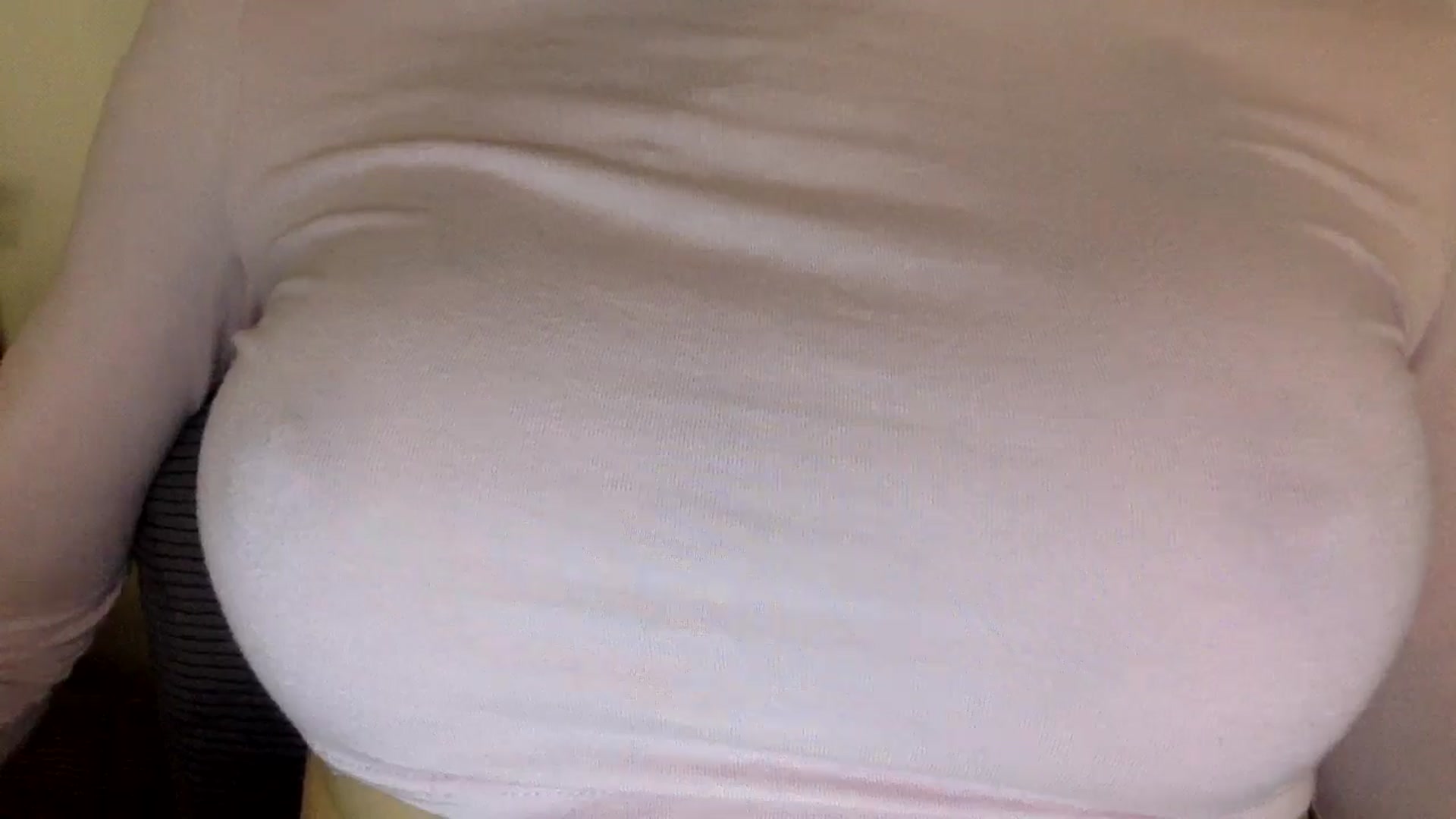 Gallery image thumbnail from EgoisticKitty's myfreecams stream on, 07/17/2024, 15:39 image 5 of 20