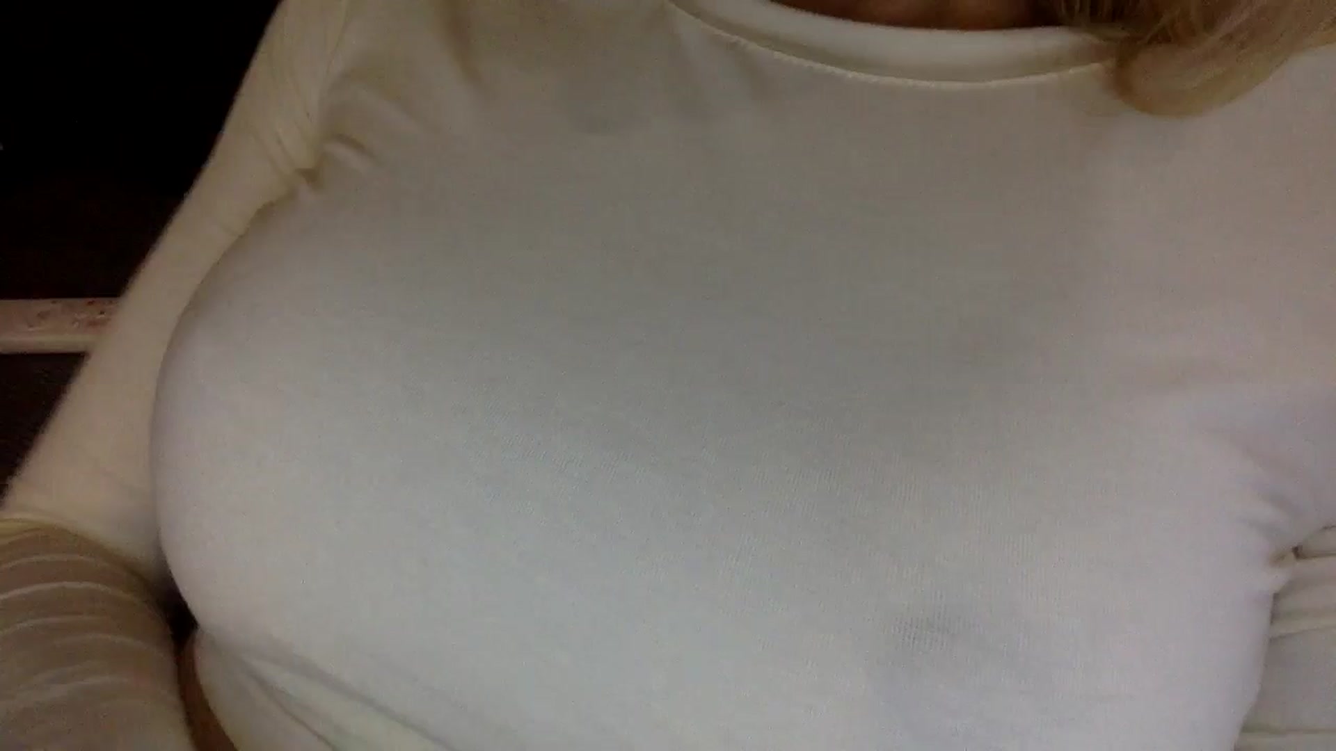 Gallery image thumbnail from EgoisticKitty's myfreecams stream on, 07/22/2024, 10:53 image 6 of 20