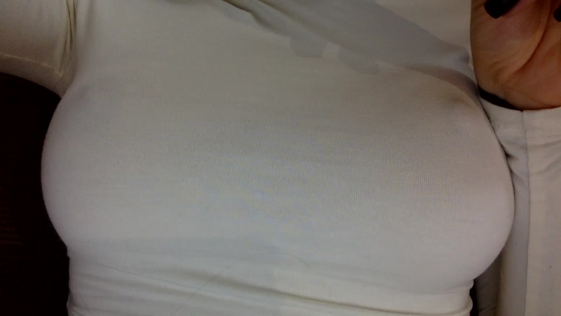 Gallery image thumbnail from EgoisticKitty's myfreecams stream on, 07/22/2024, 10:53 image 16 of 20