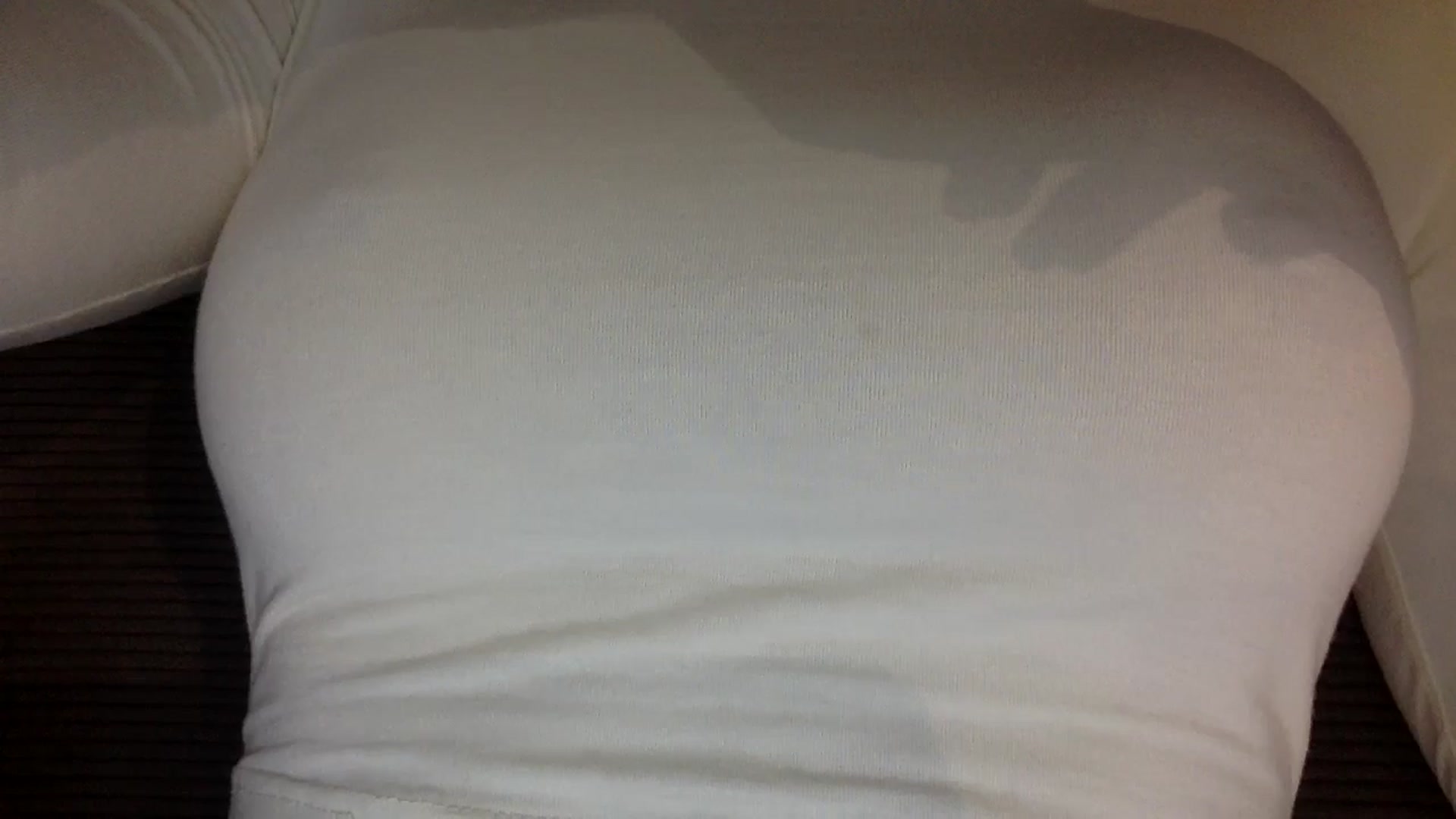Gallery image thumbnail from EgoisticKitty's myfreecams stream on, 07/23/2024, 12:09 image 15 of 20