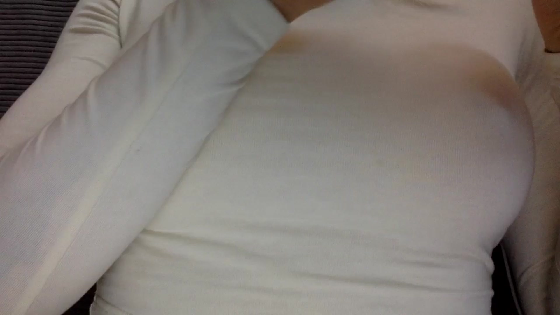 Gallery image thumbnail from EgoisticKitty's myfreecams stream on, 07/25/2024, 10:52 image 1 of 20