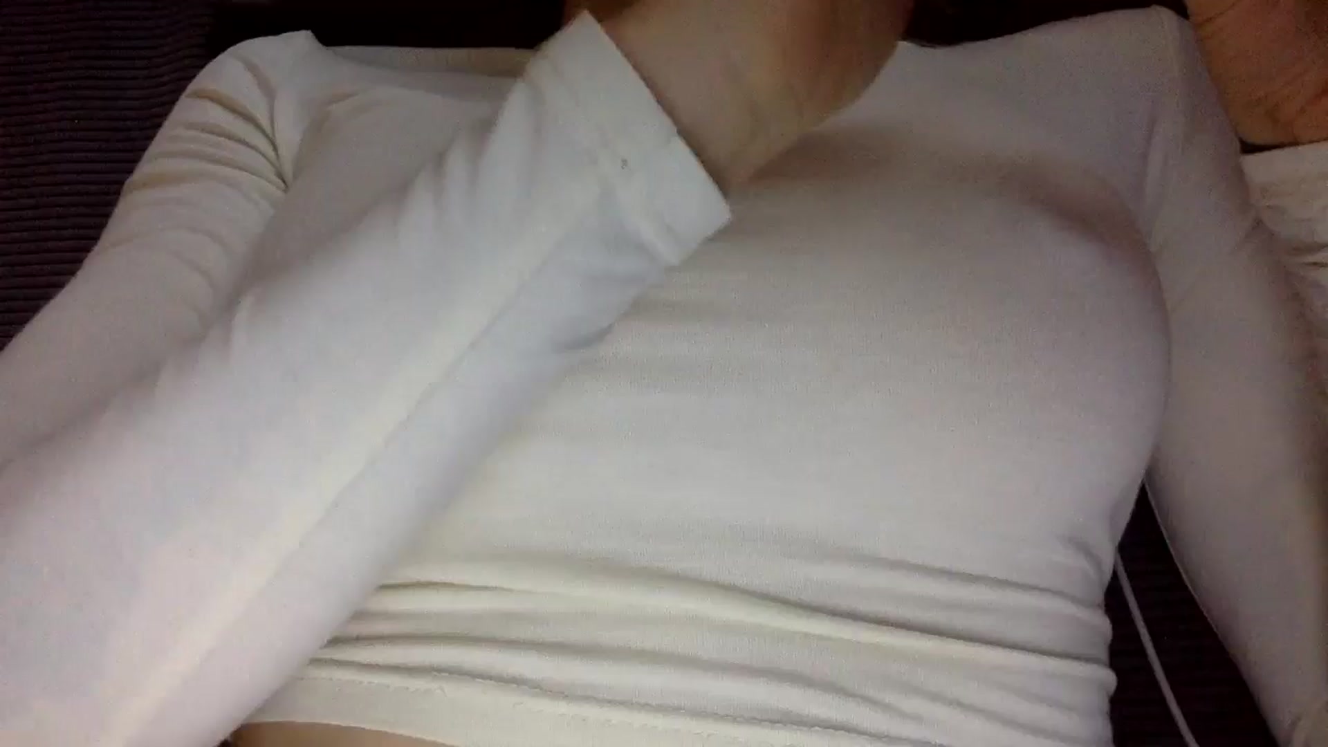 Gallery image thumbnail from EgoisticKitty's myfreecams stream on, 07/25/2024, 10:52 image 14 of 20