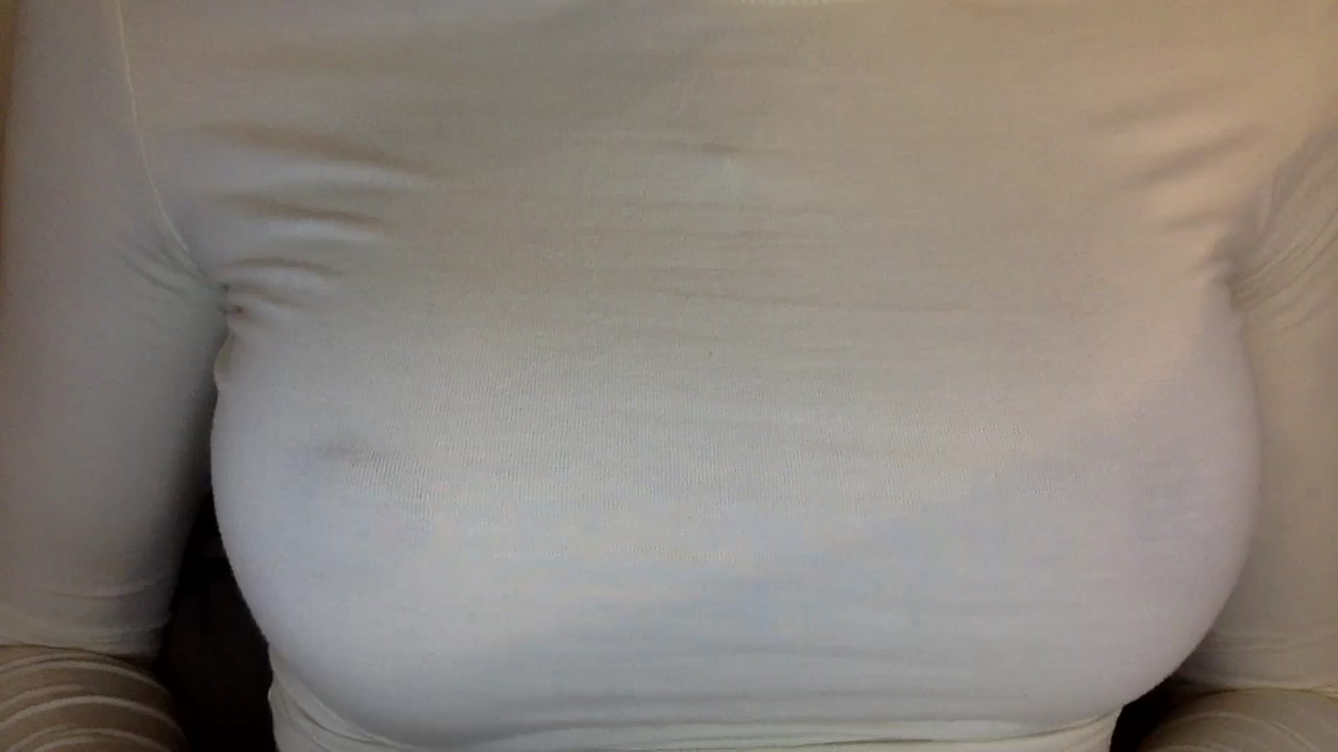 Gallery image thumbnail from EgoisticKitty's myfreecams stream on, 07/25/2024, 14:34 image 1 of 20