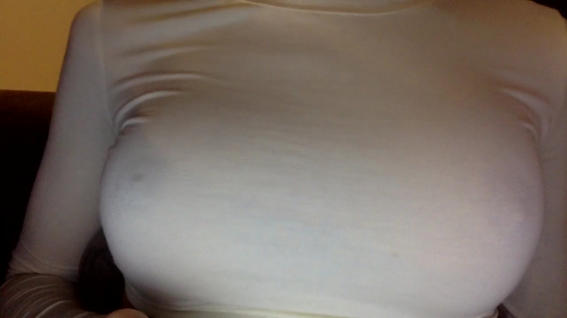 Gallery image thumbnail from EgoisticKitty's myfreecams stream on, 07/26/2024, 09:22 image 15 of 20