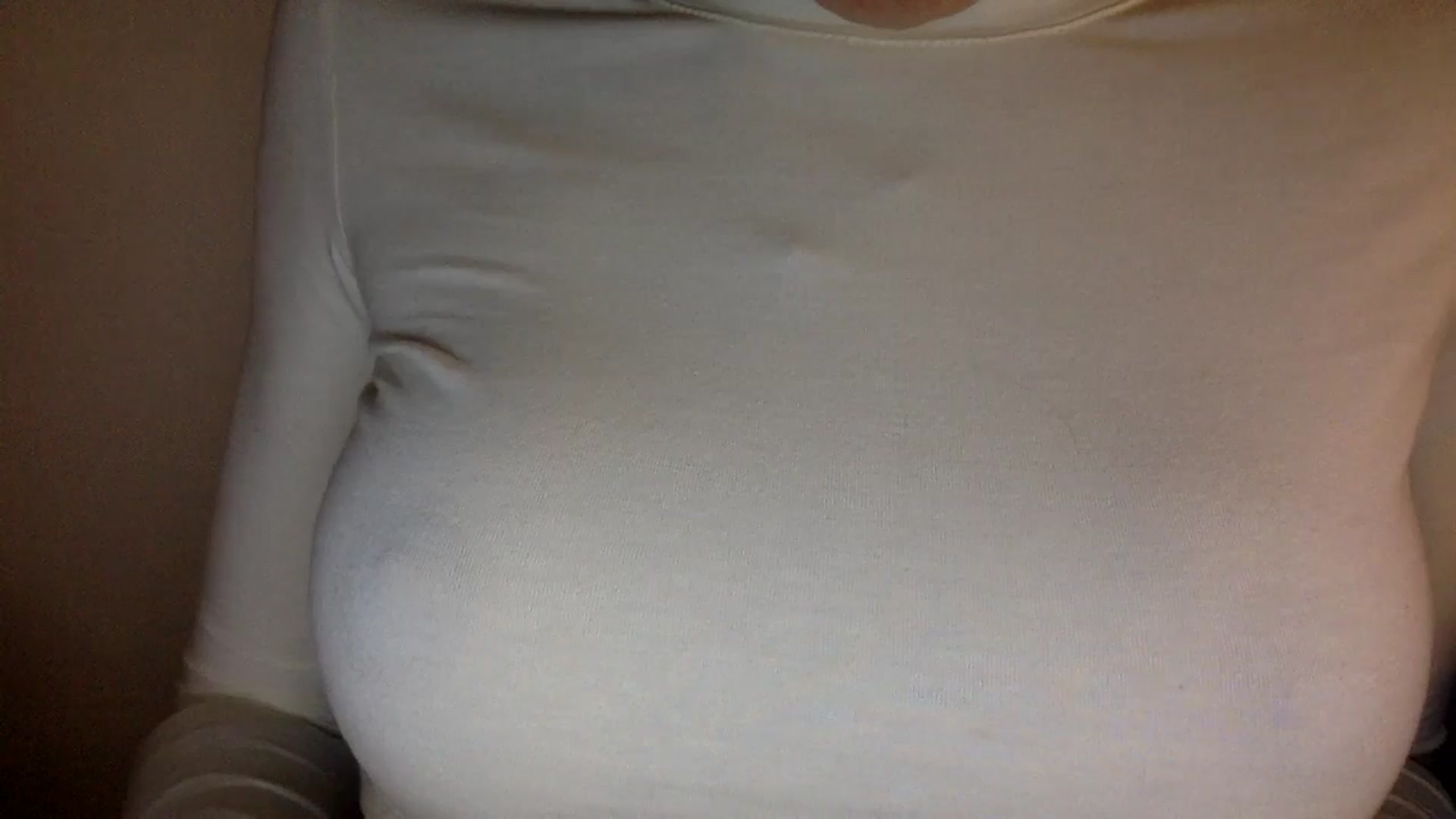 Gallery image thumbnail from EgoisticKitty's myfreecams stream on, 07/26/2024, 13:56 image 17 of 20