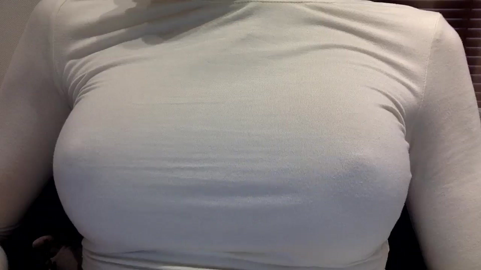 Gallery image thumbnail from EgoisticKitty's myfreecams stream on, 07/28/2024, 13:00 image 5 of 20