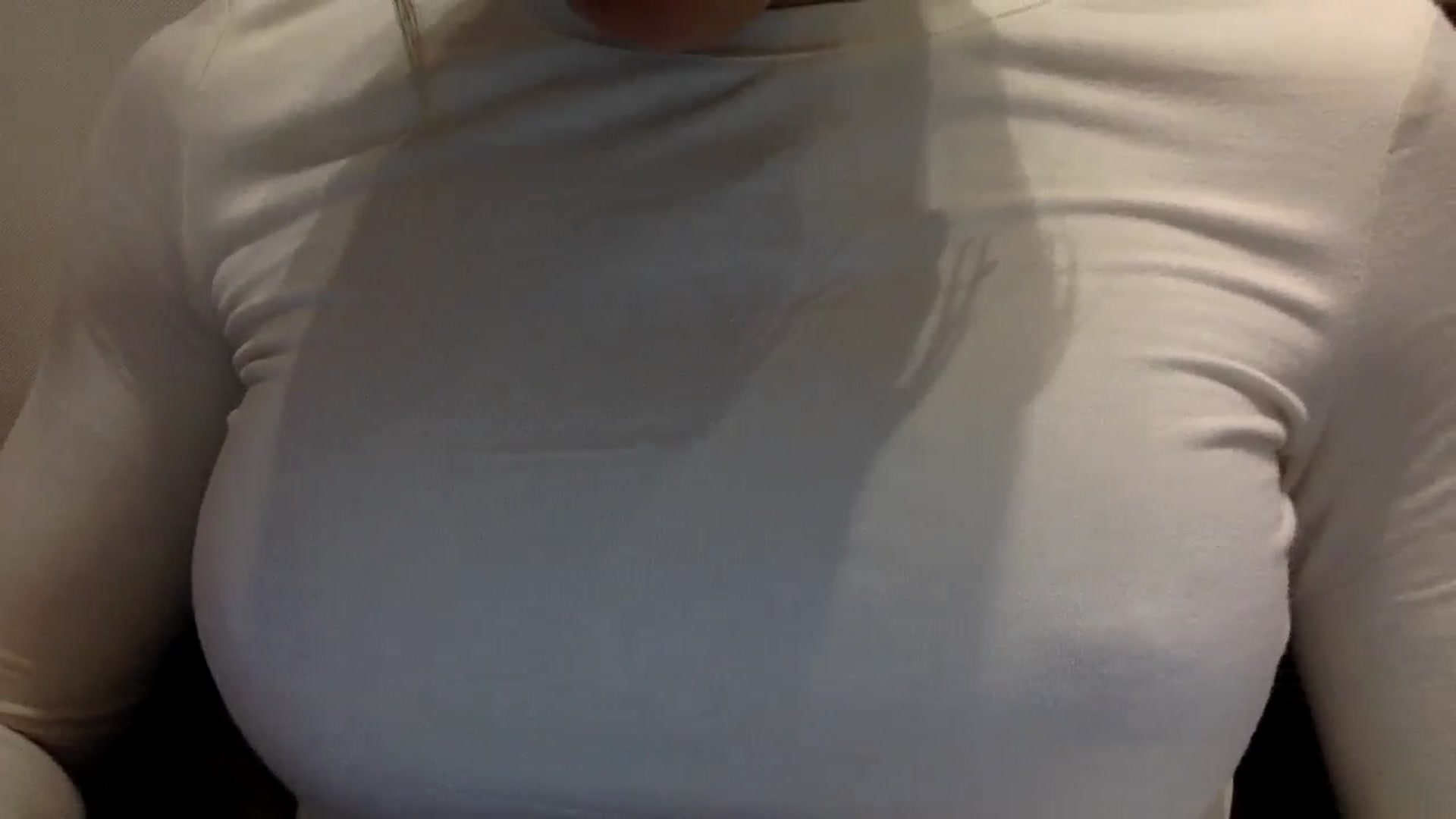 Gallery image thumbnail from EgoisticKitty's myfreecams stream on, 07/28/2024, 13:00 image 2 of 20