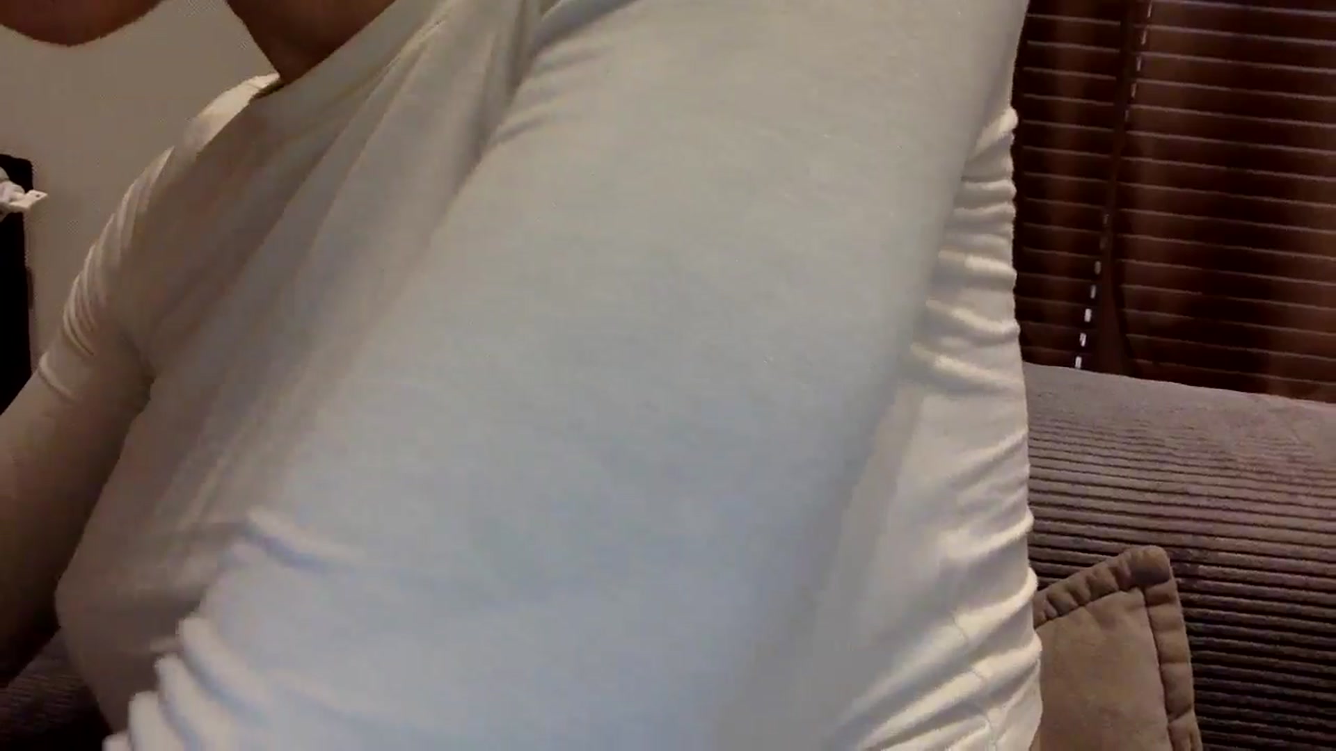 Gallery image thumbnail from EgoisticKitty's myfreecams stream on, 07/28/2024, 13:00 image 20 of 20