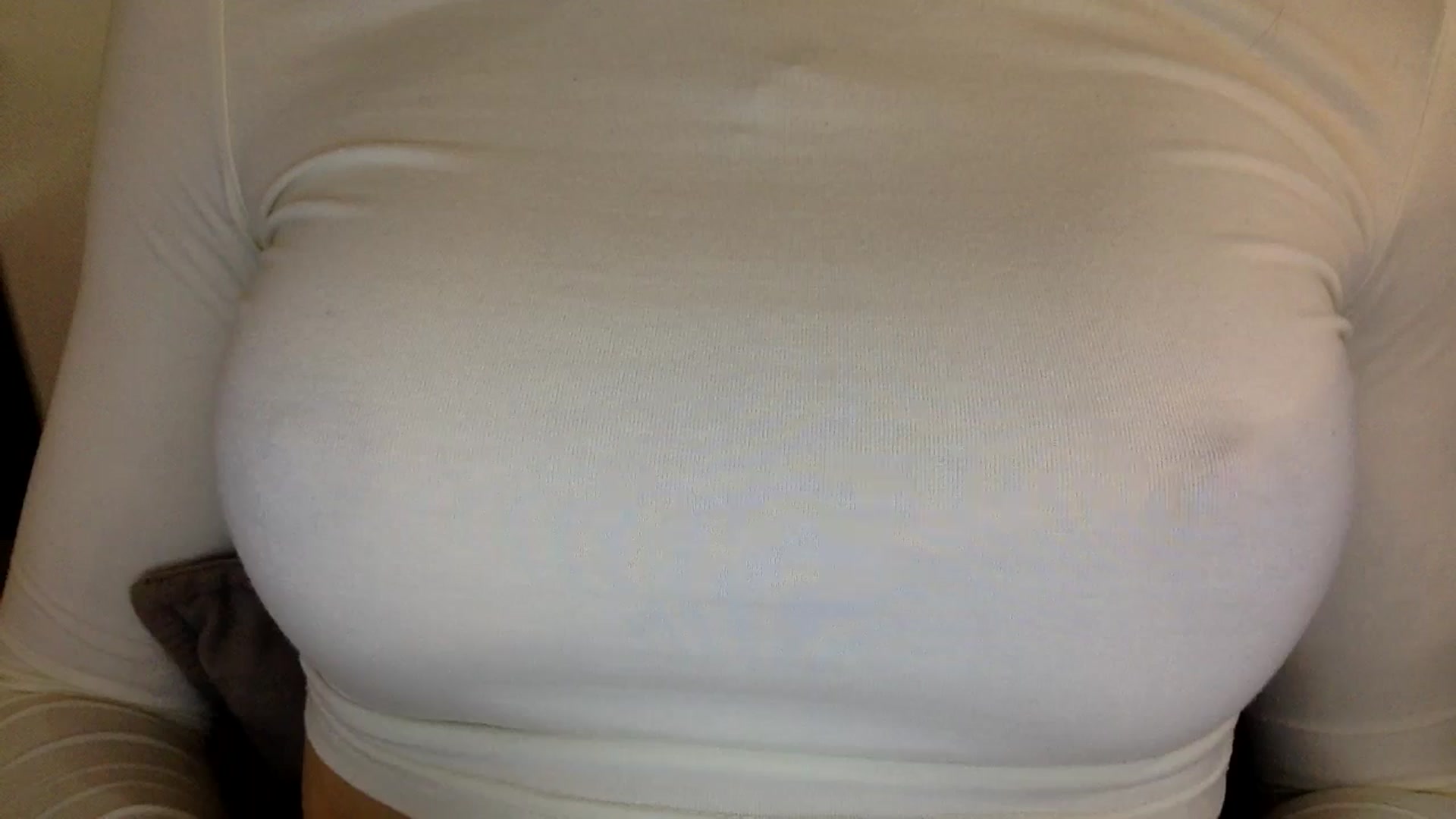 Gallery image thumbnail from EgoisticKitty's myfreecams stream on, 07/30/2024, 08:14 image 9 of 20