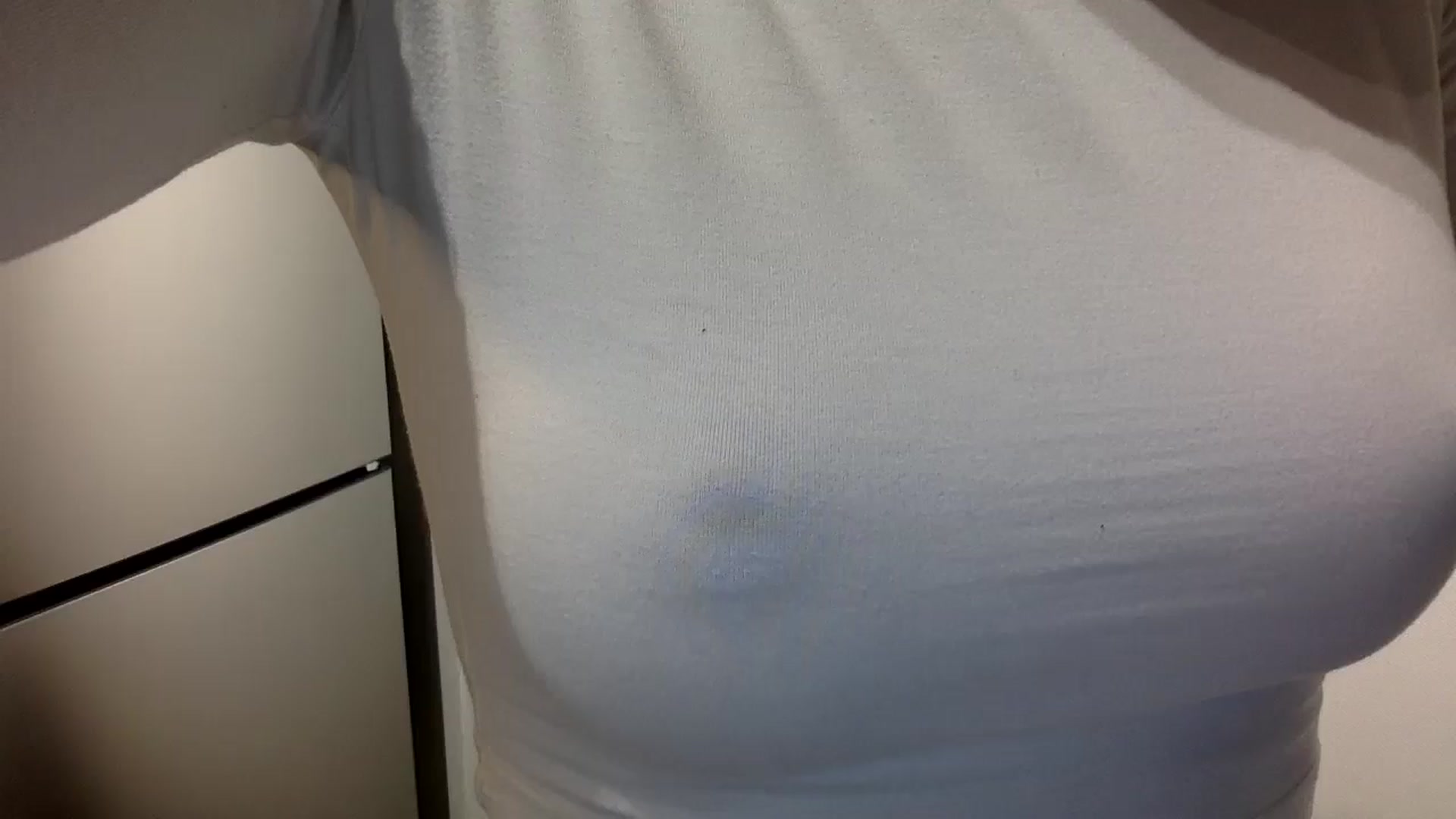Gallery image thumbnail from EgoisticKitty's myfreecams stream on, 07/30/2024, 08:42 image 18 of 20